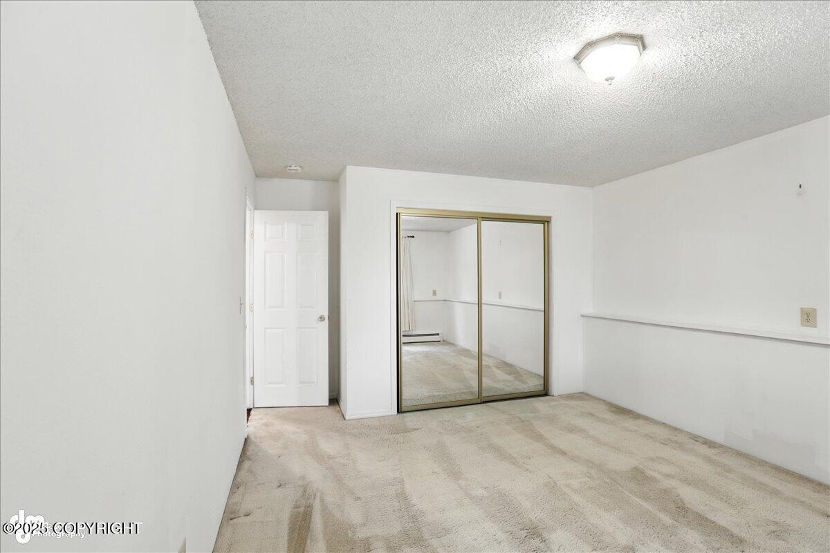 4571 Montrose Circle