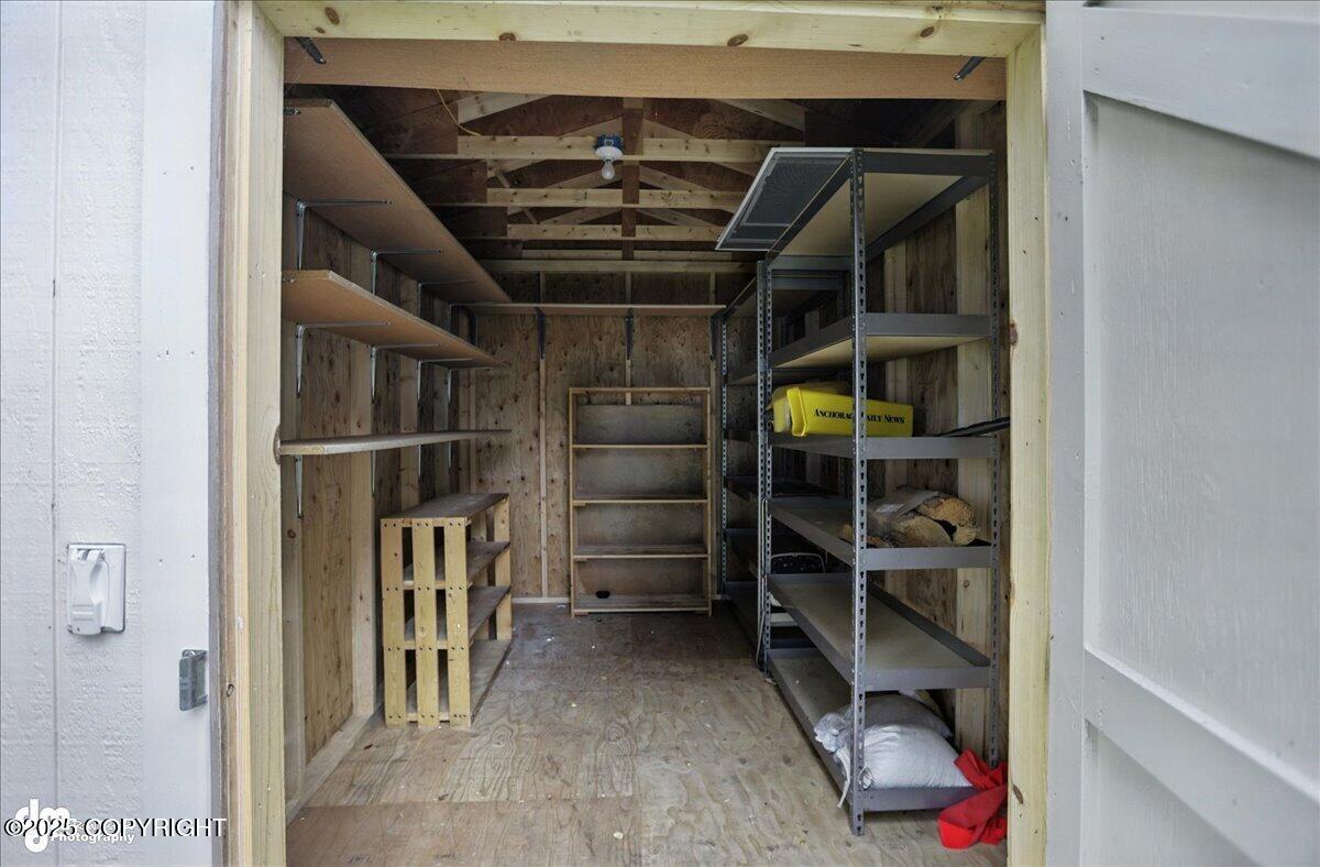 4571 Montrose Circle