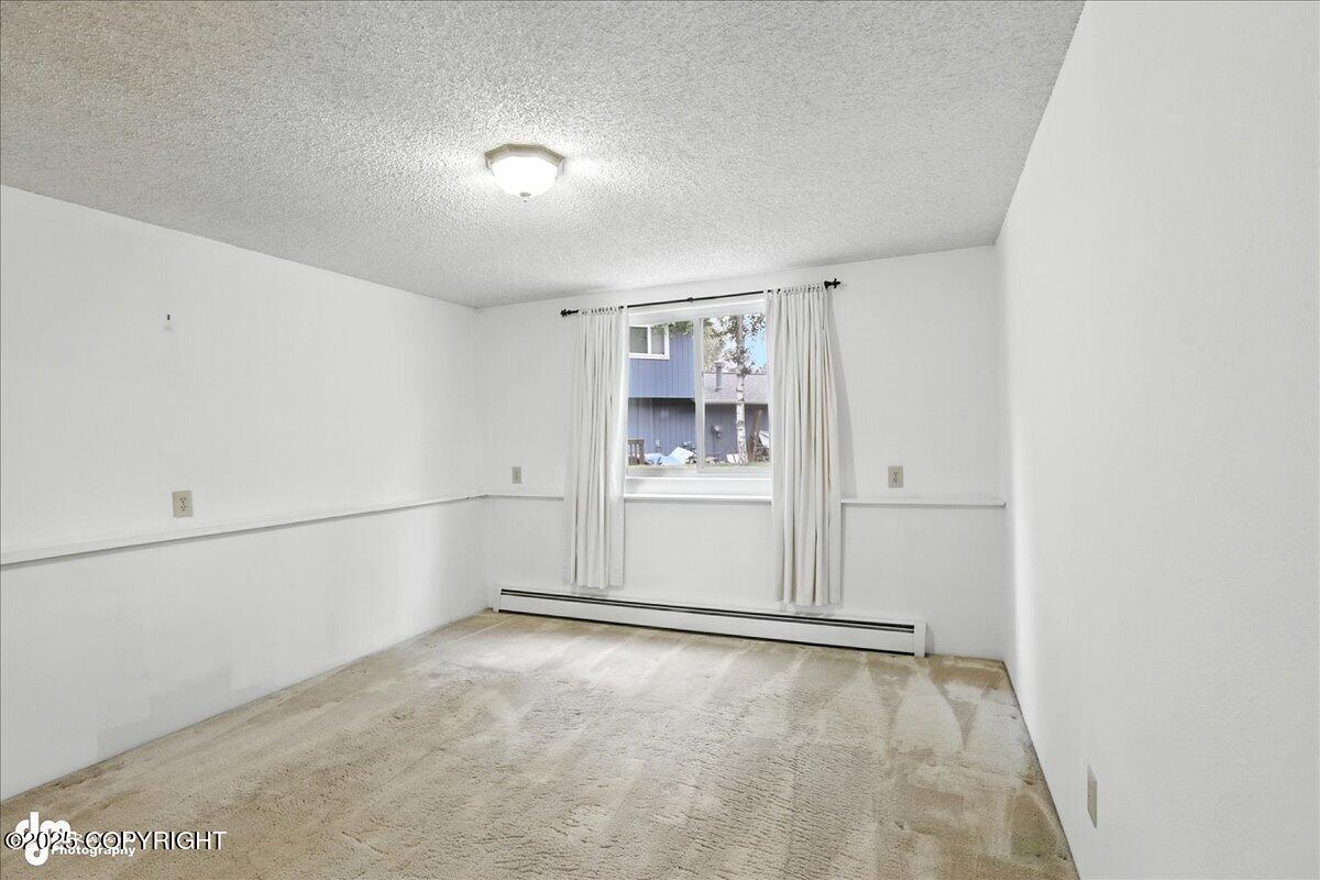 4571 Montrose Circle