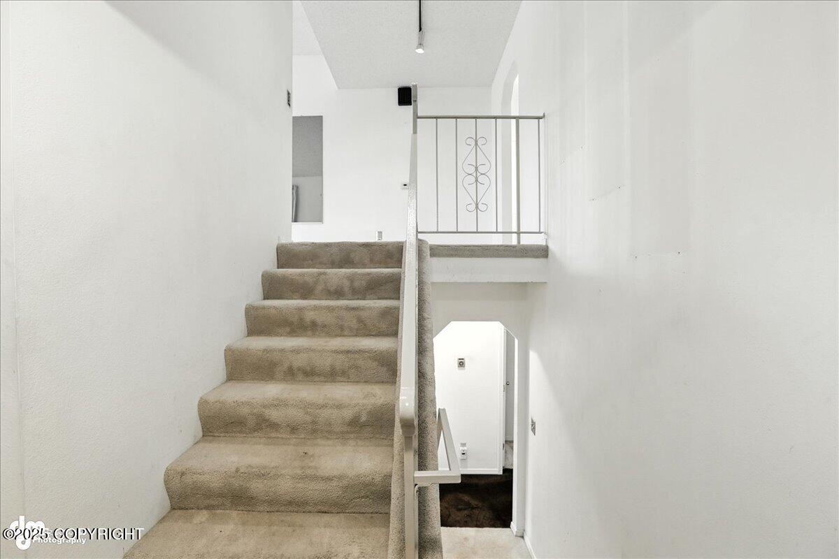 4571 Montrose Circle