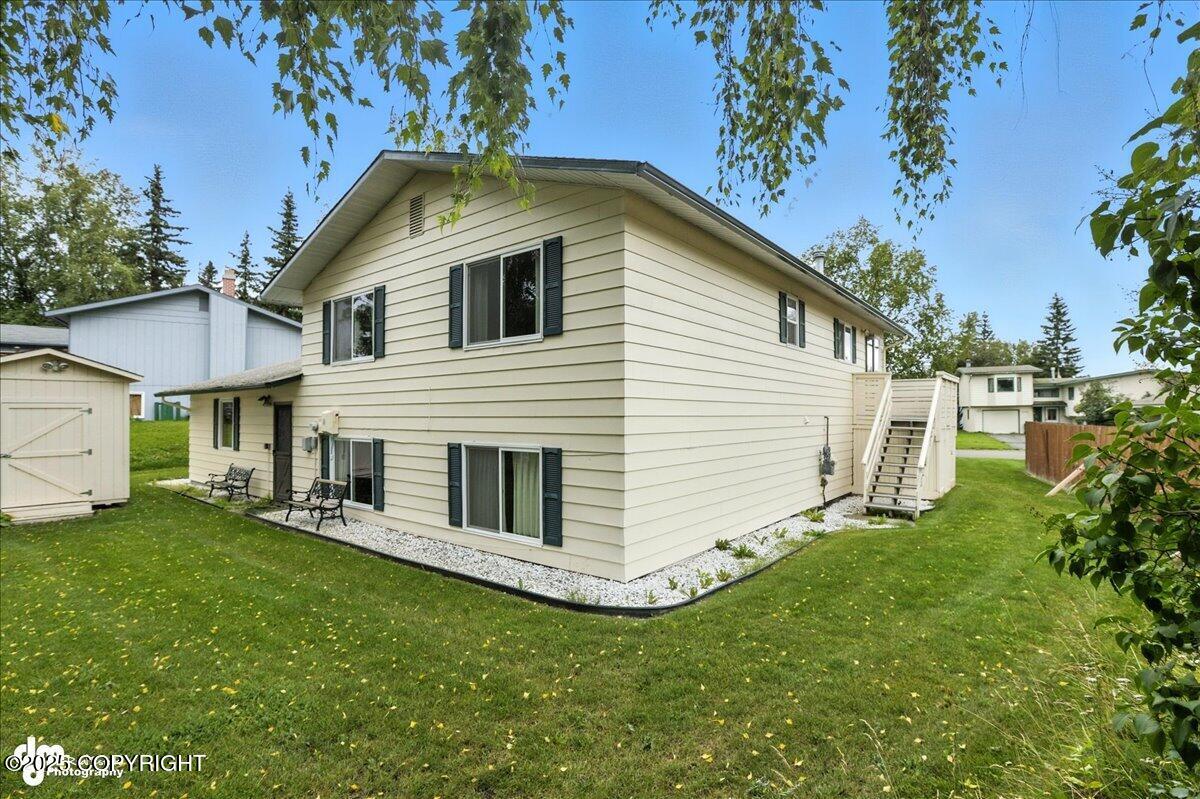 4571 Montrose Circle