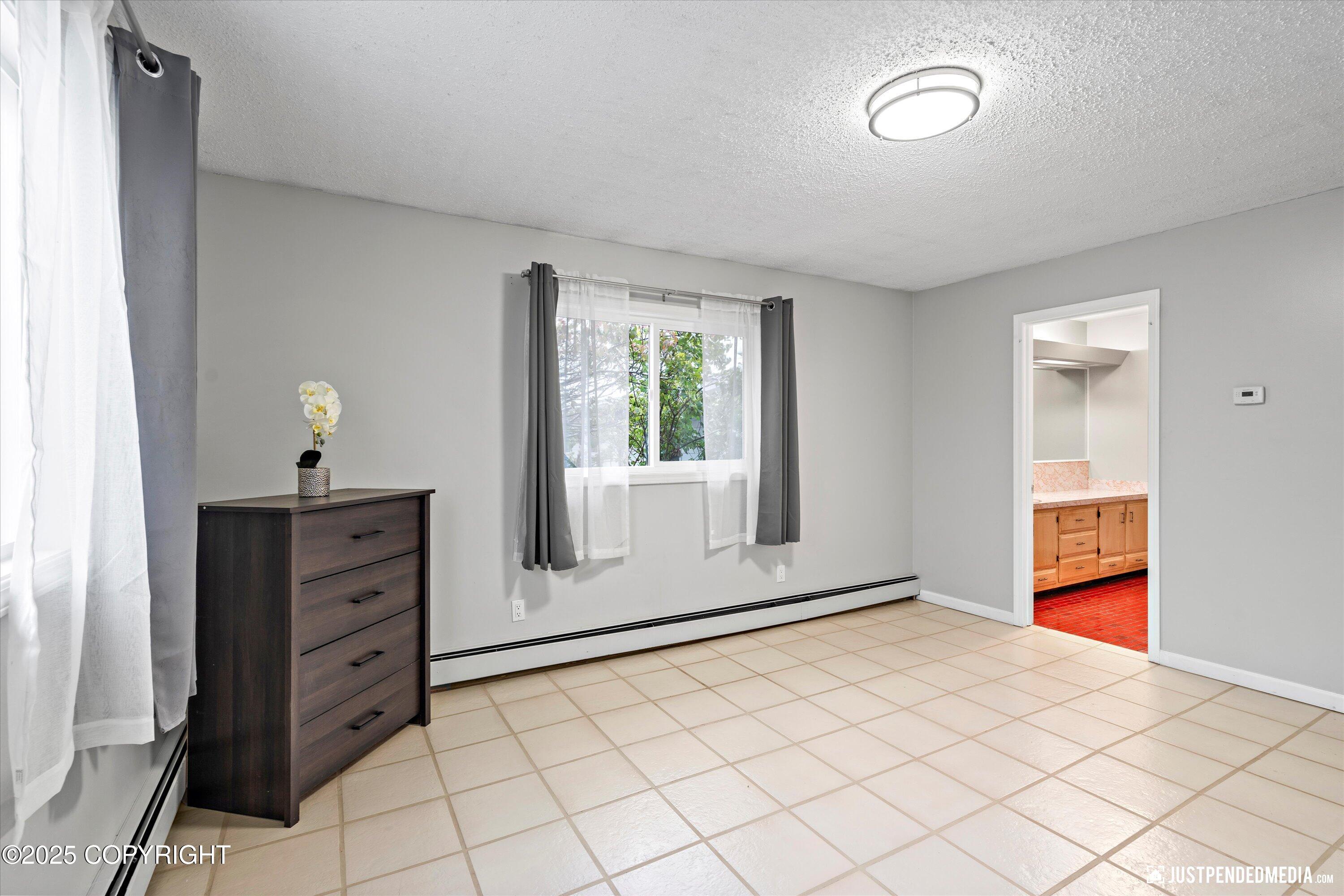 309 E Harvard Avenue