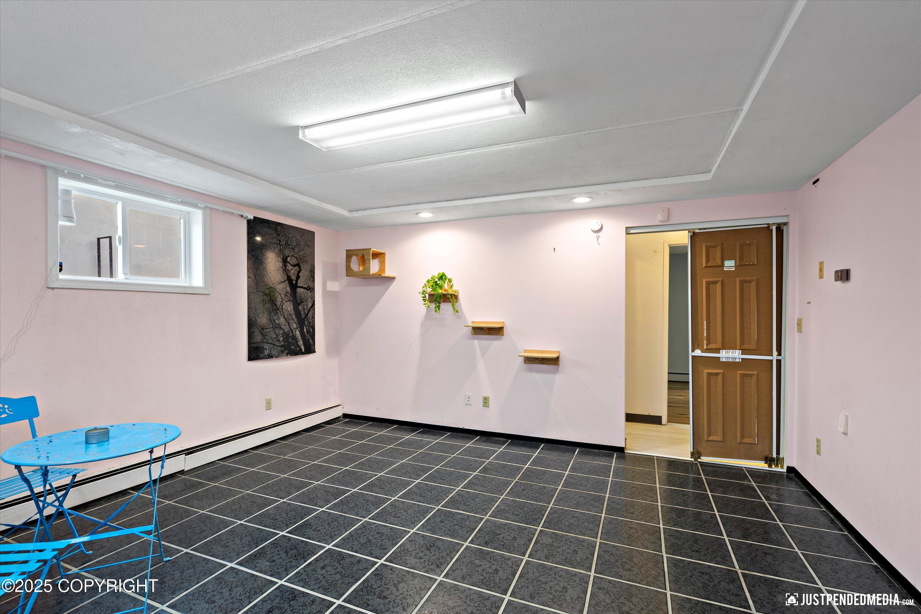 309 E Harvard Avenue