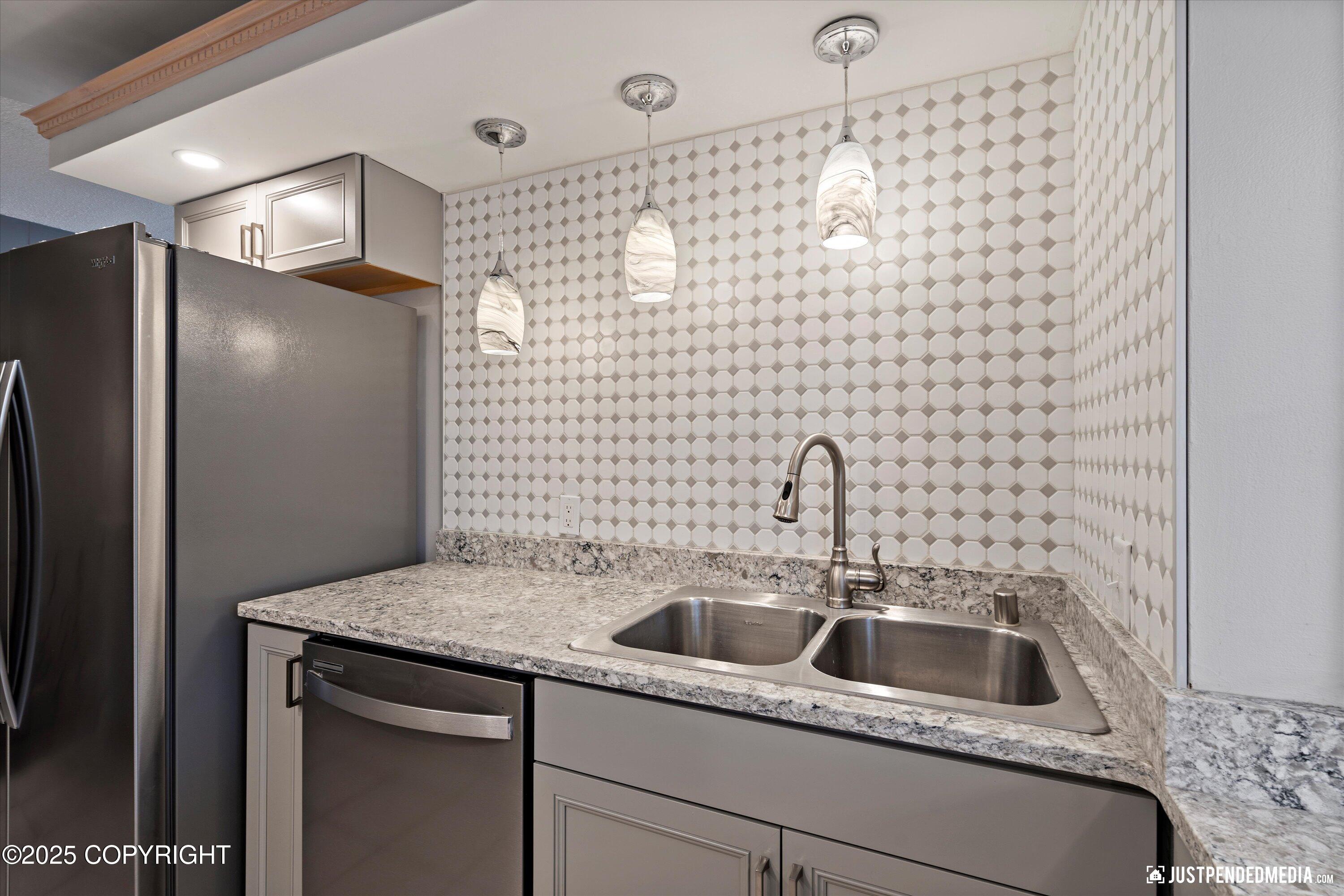 309 E Harvard Avenue