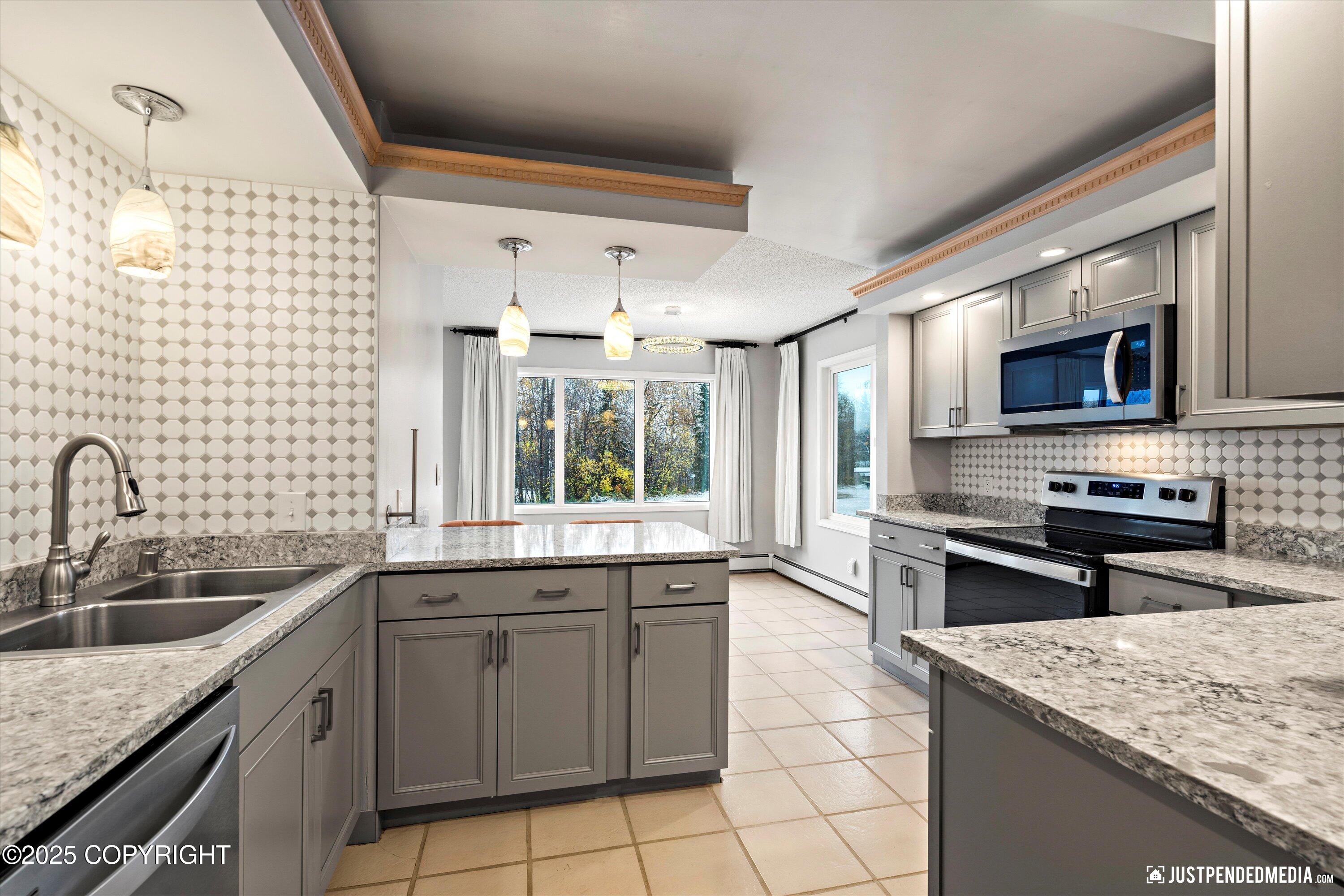 309 E Harvard Avenue