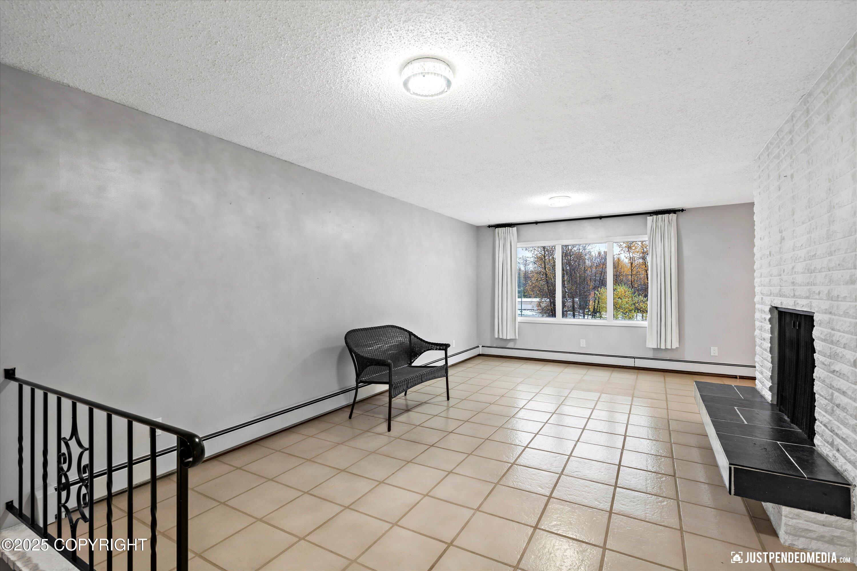 309 E Harvard Avenue