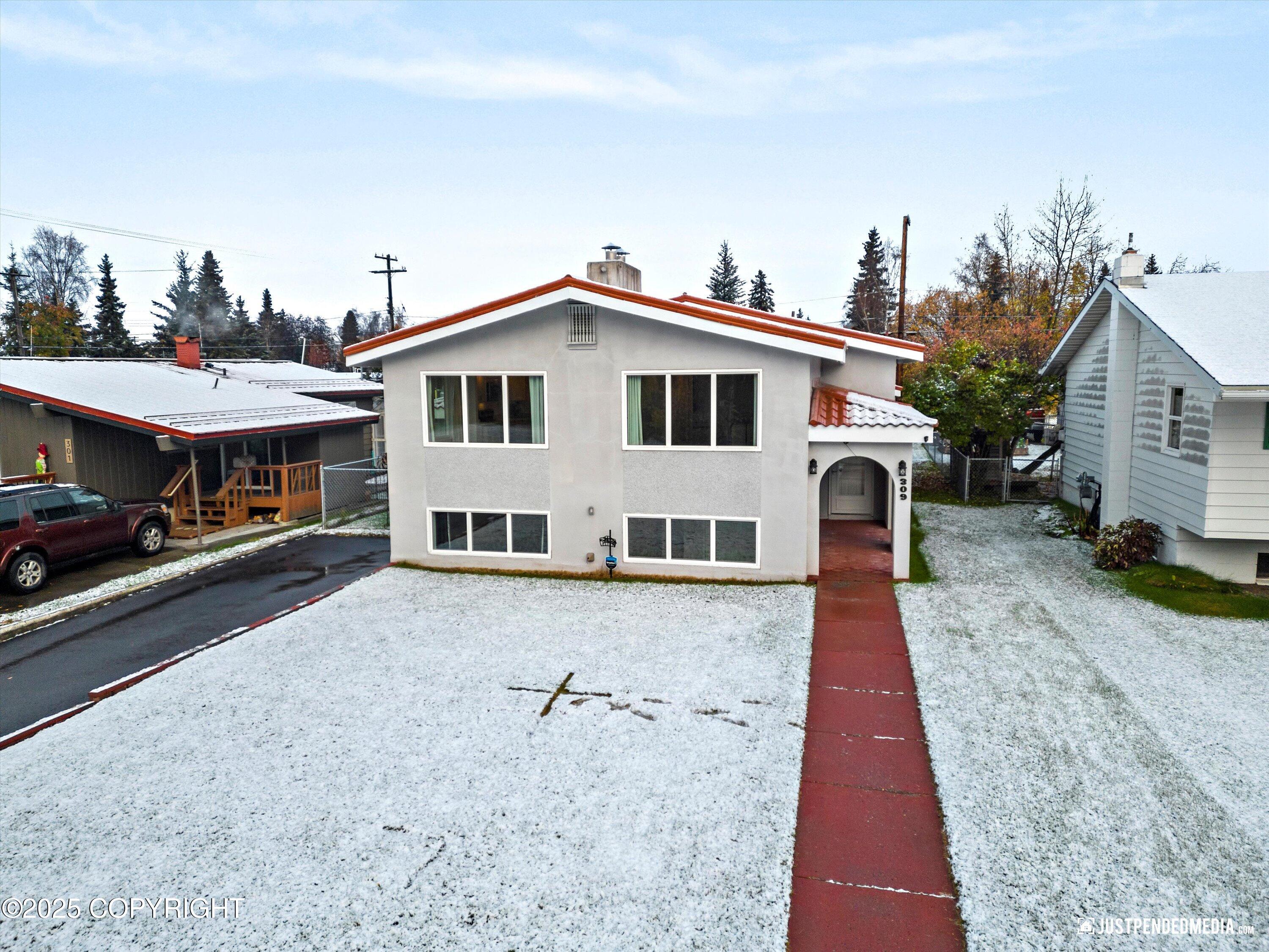 309 E Harvard Avenue