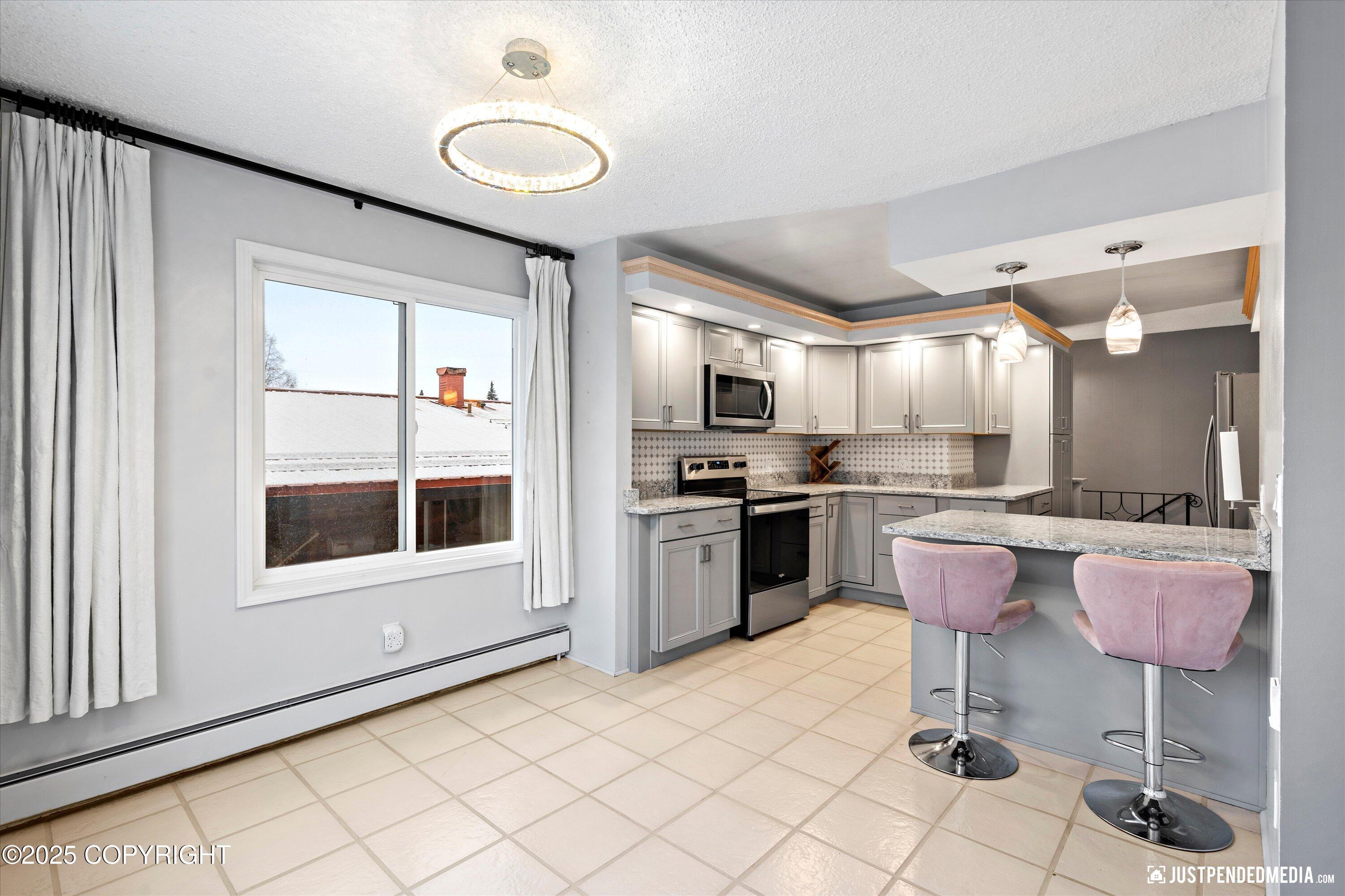 309 E Harvard Avenue