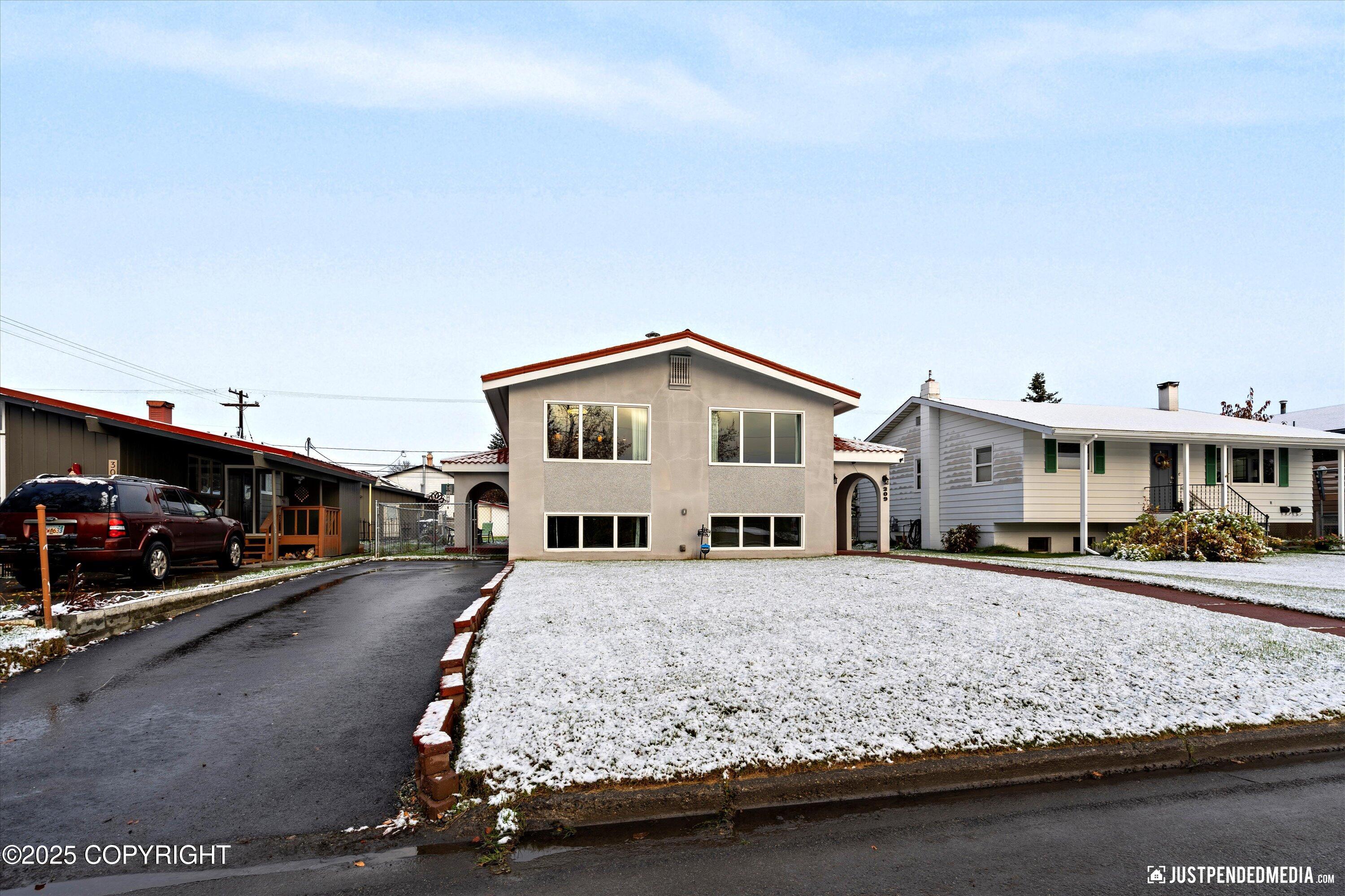 309 E Harvard Avenue