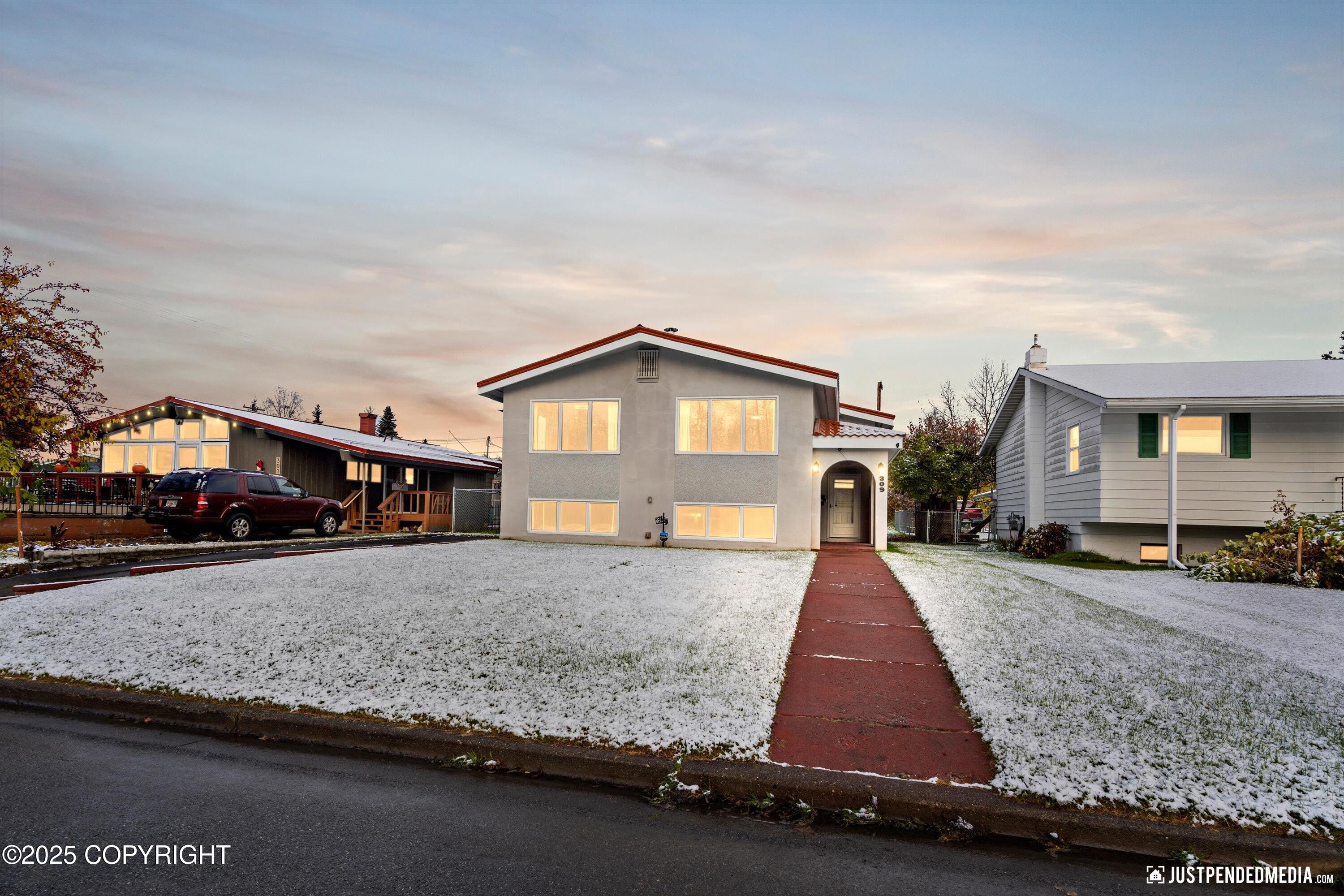 309 E Harvard Avenue