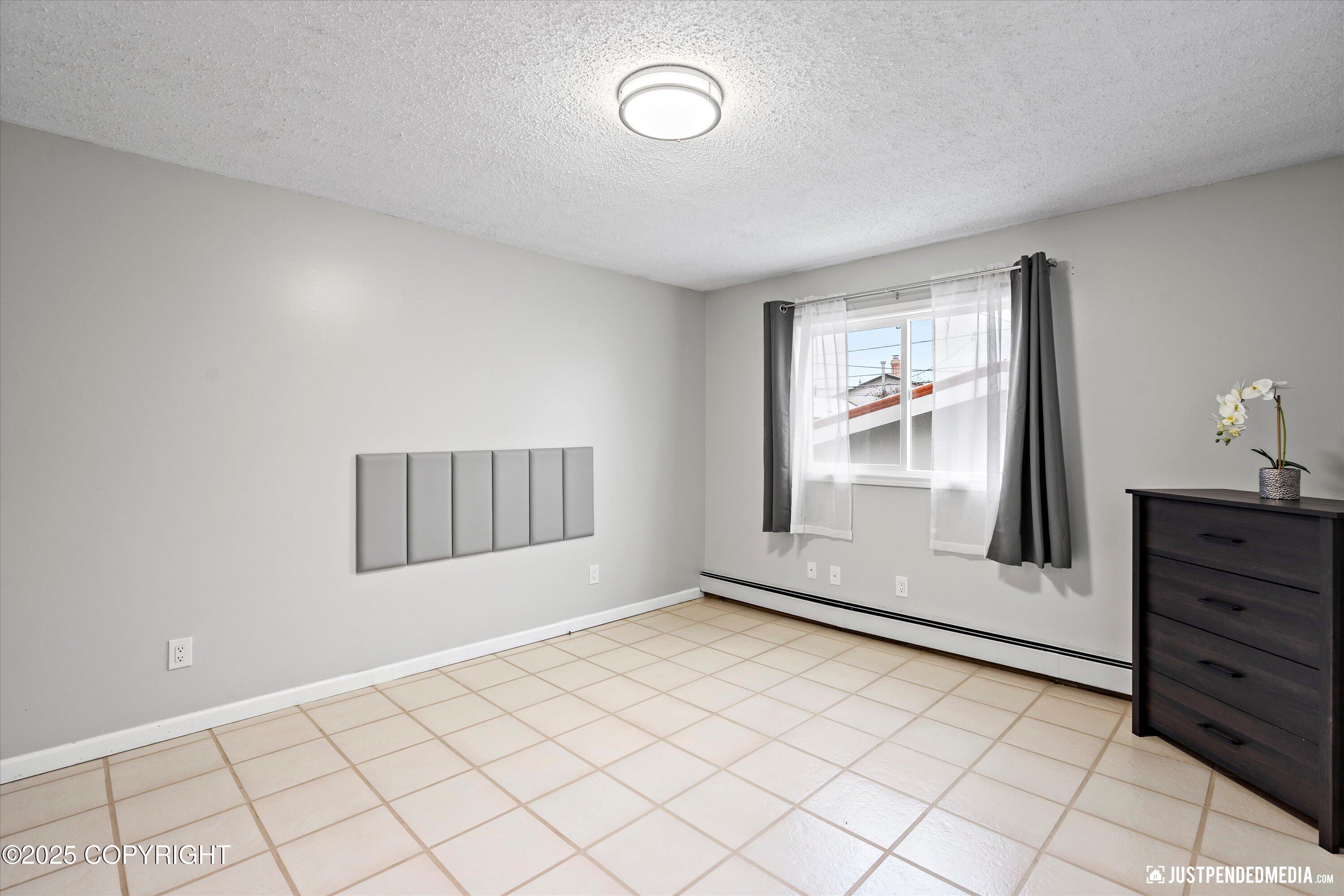 309 E Harvard Avenue