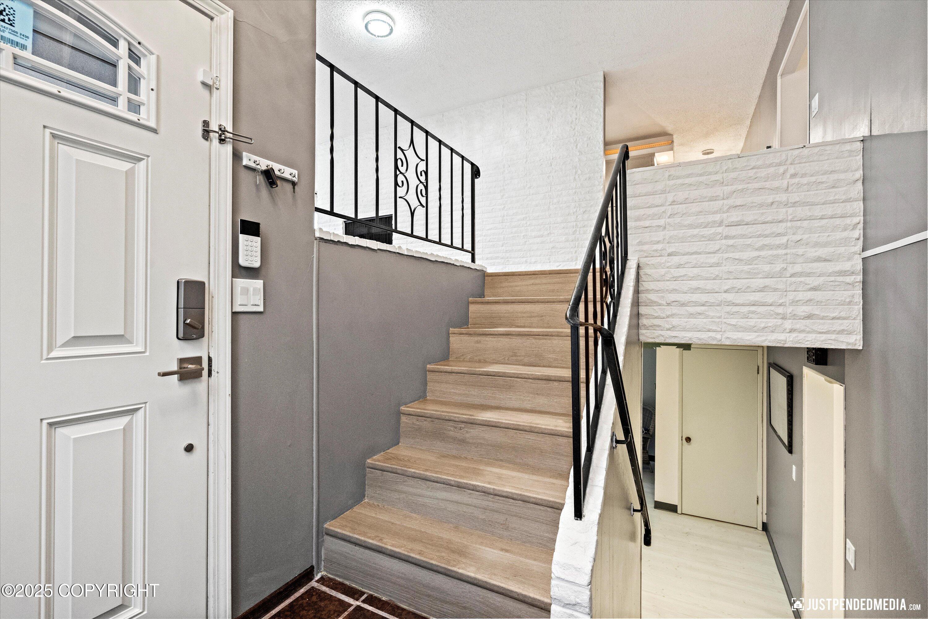 309 E Harvard Avenue