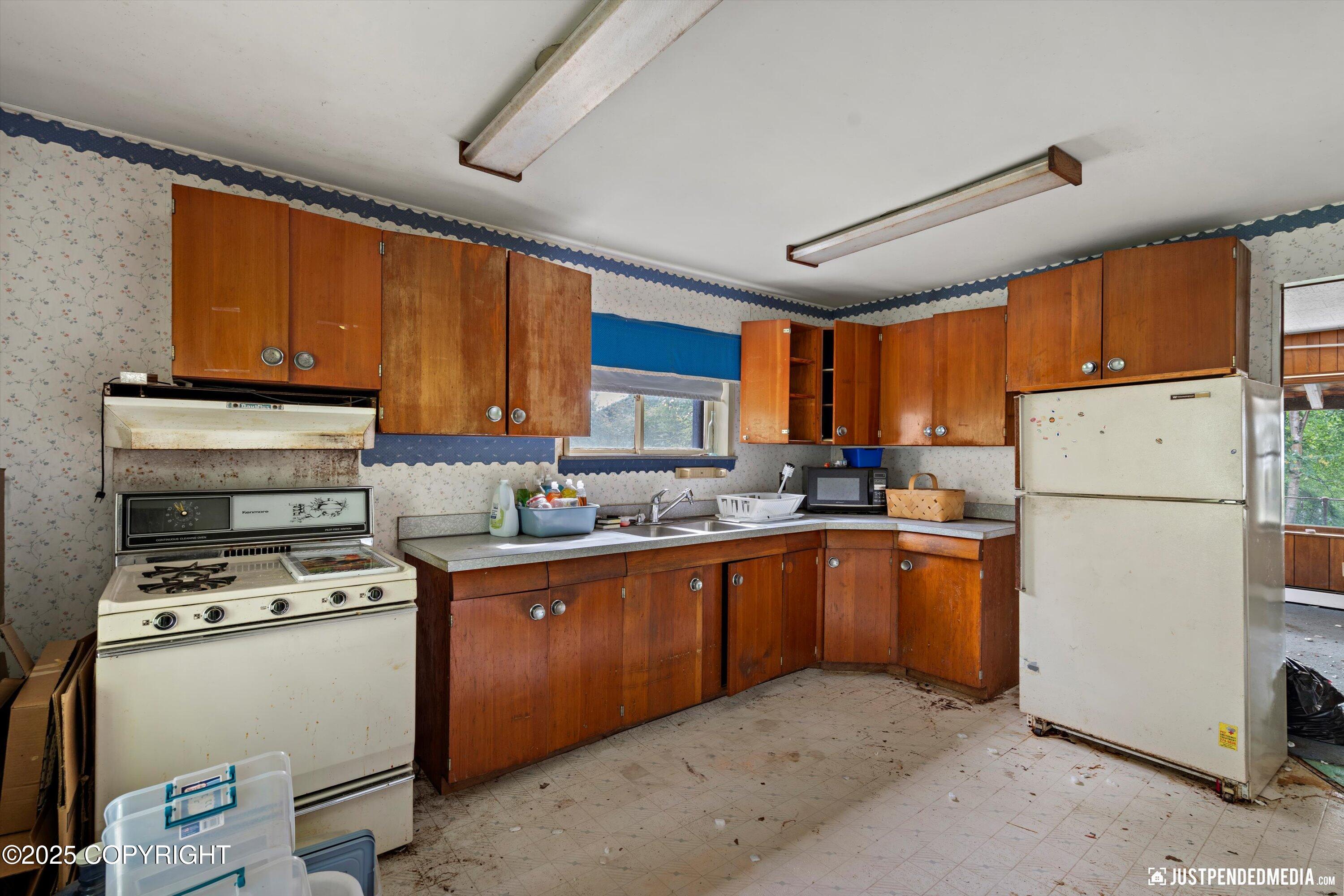 9841 Reliance Drive