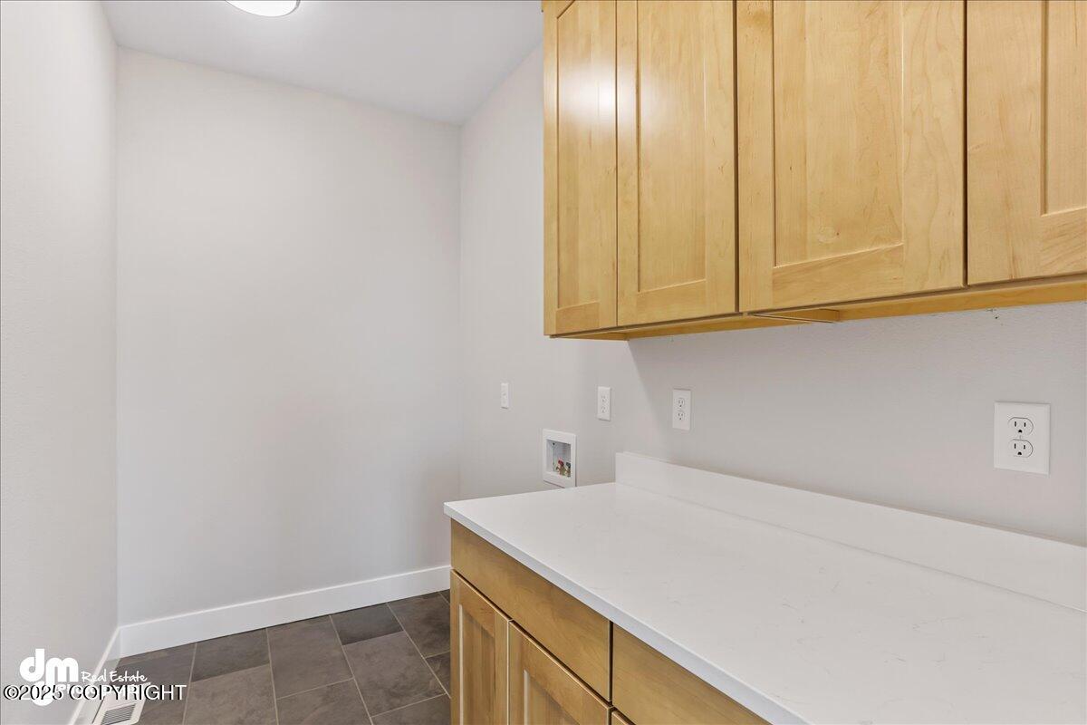 6485 Prominence Pointe Drive