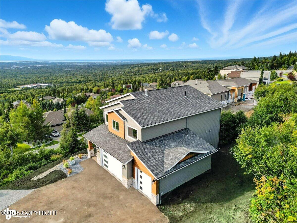 6485 Prominence Pointe Drive