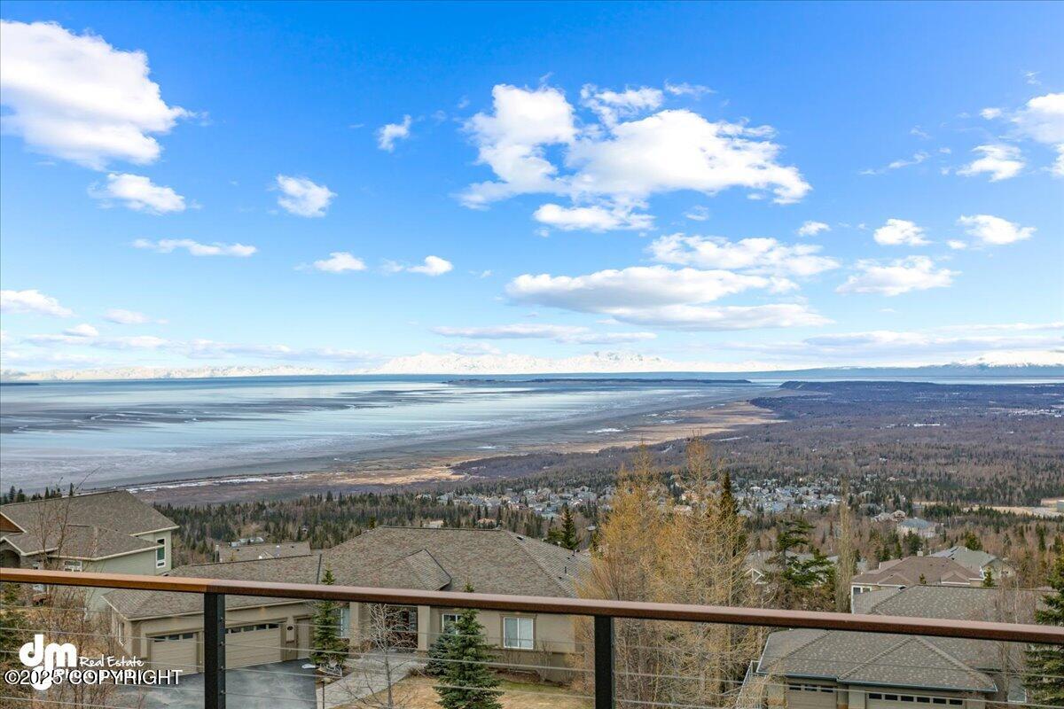 6485 Prominence Pointe Drive