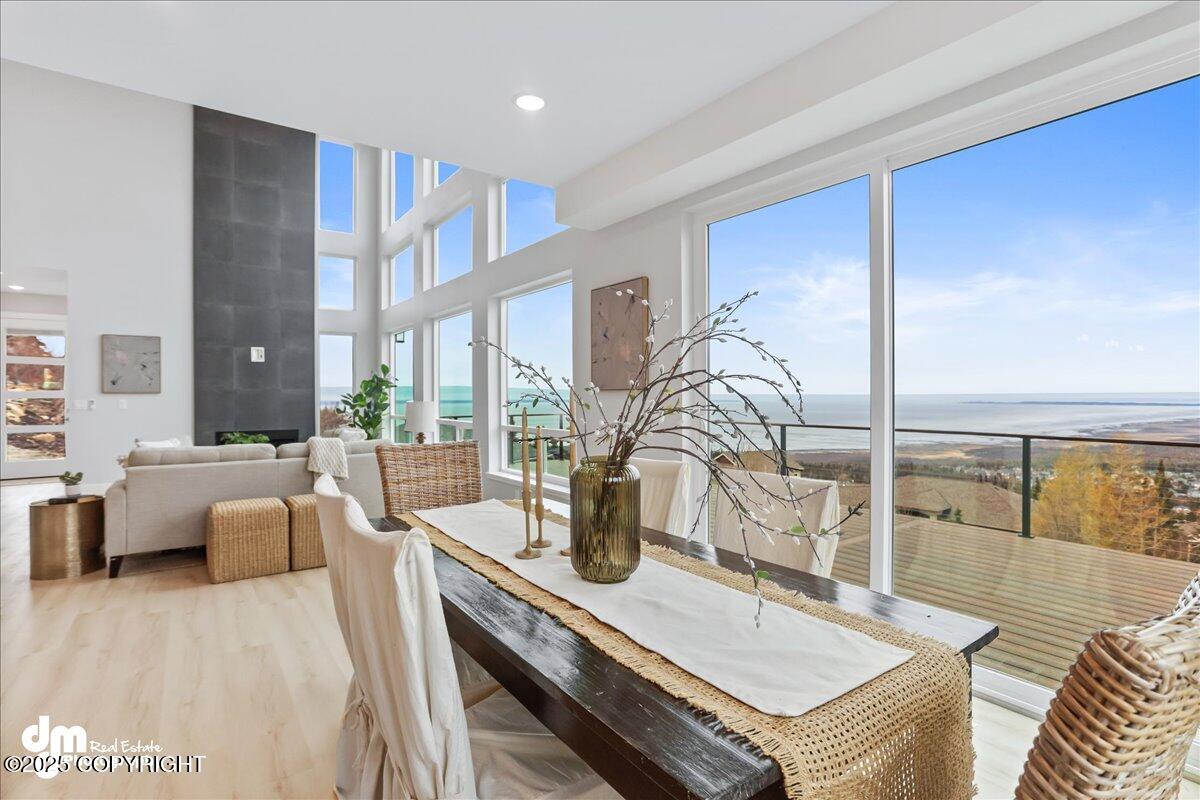 6485 Prominence Pointe Drive