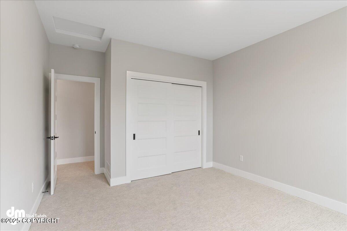 6485 Prominence Pointe Drive