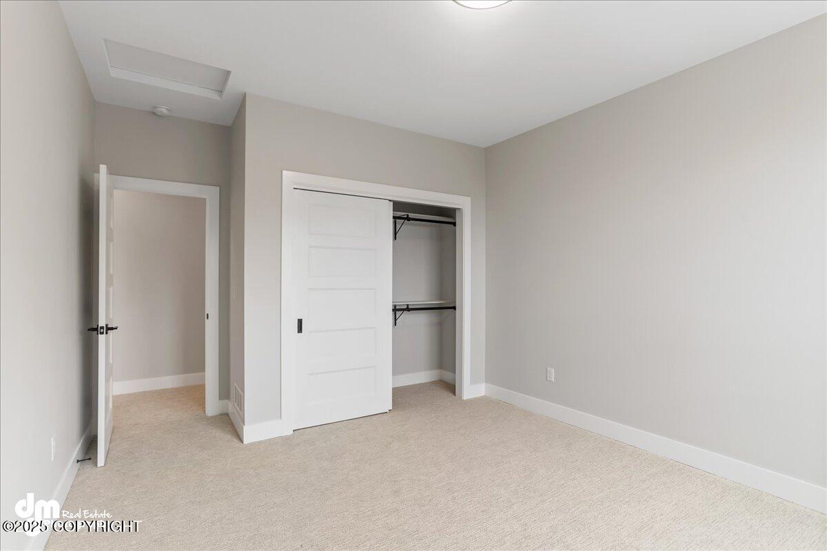 6485 Prominence Pointe Drive