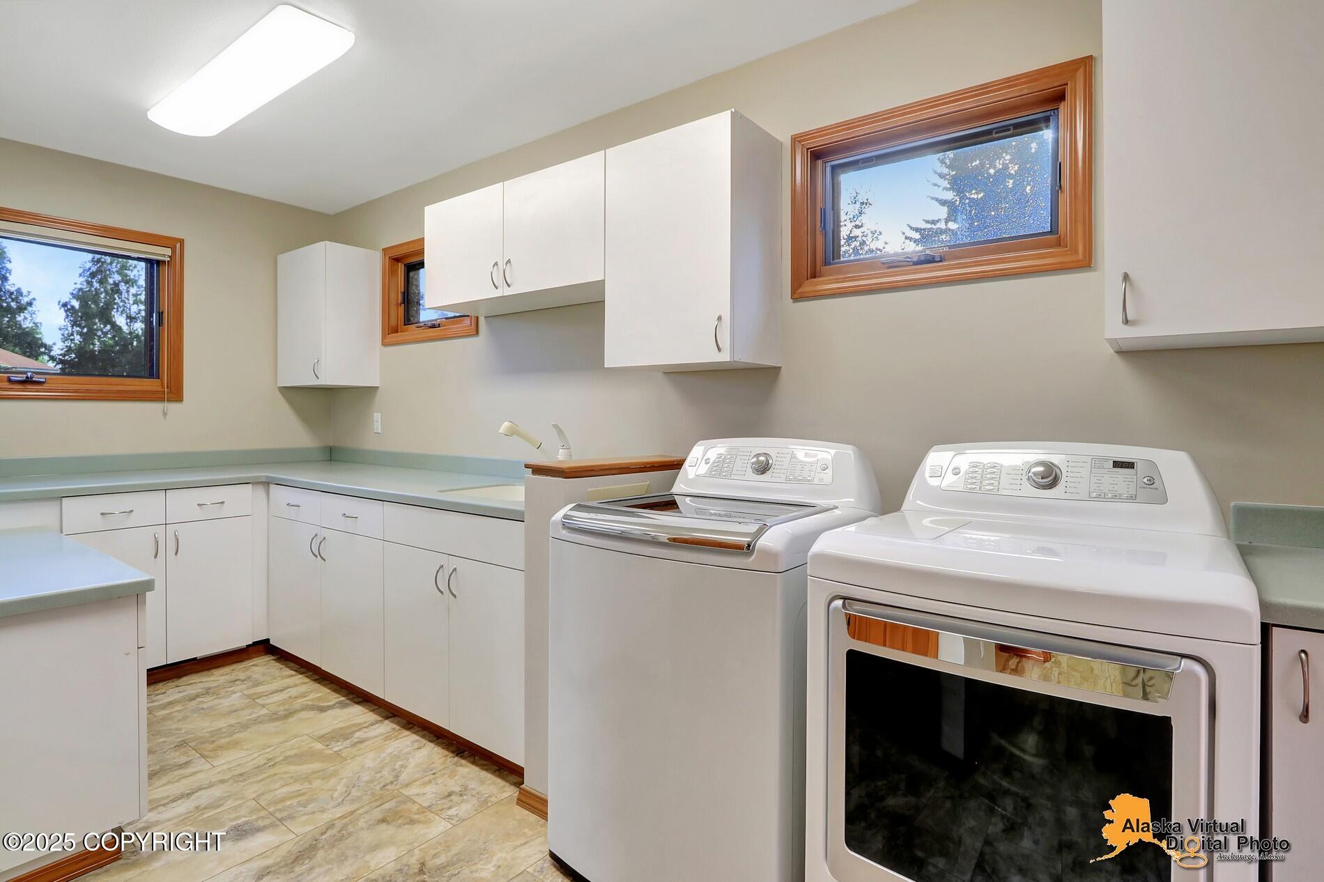 6110 Country Lane Circle