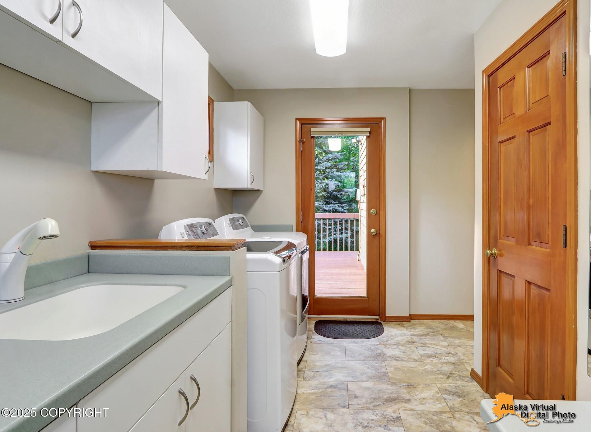 6110 Country Lane Circle