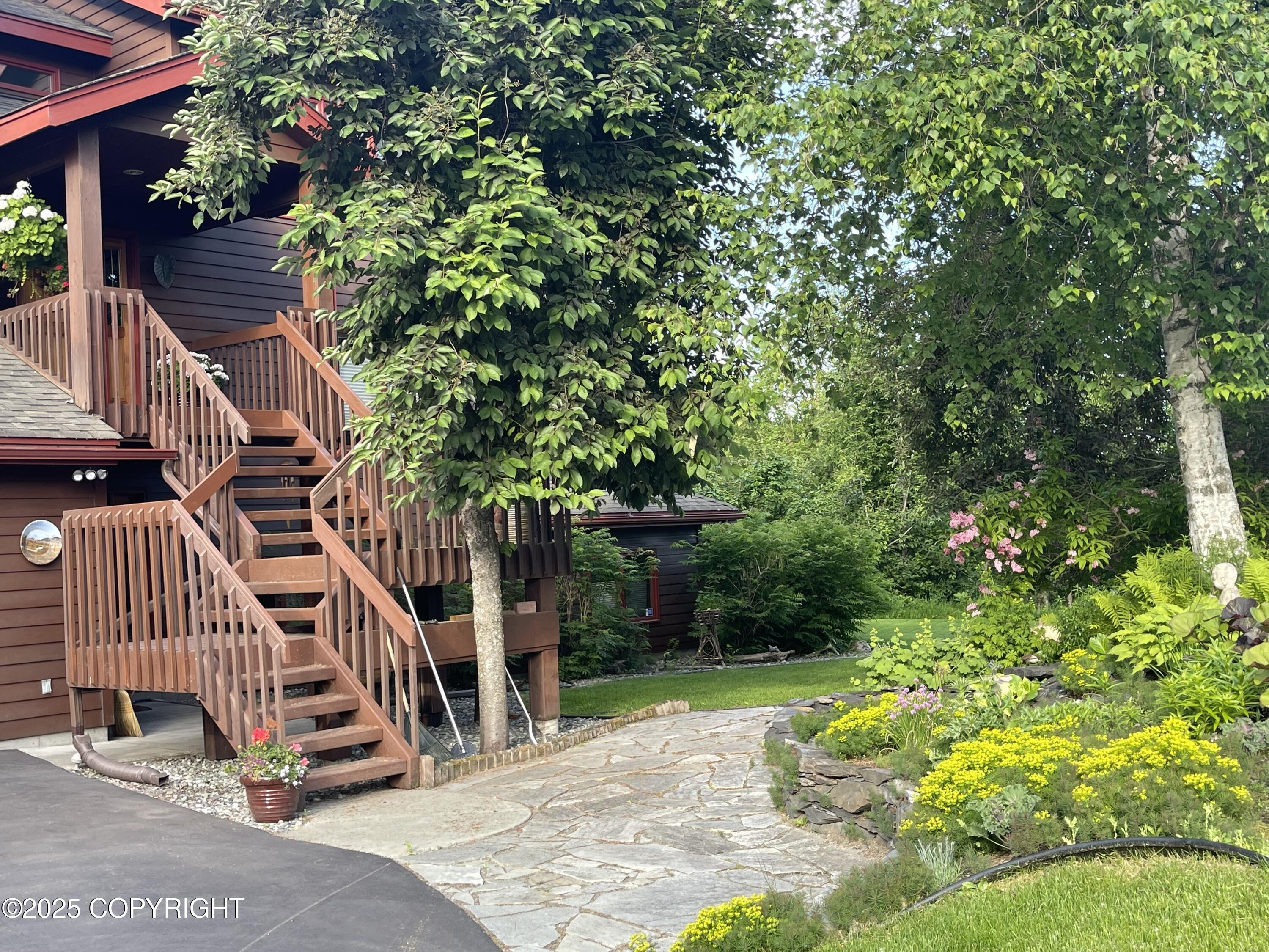 6110 Country Lane Circle