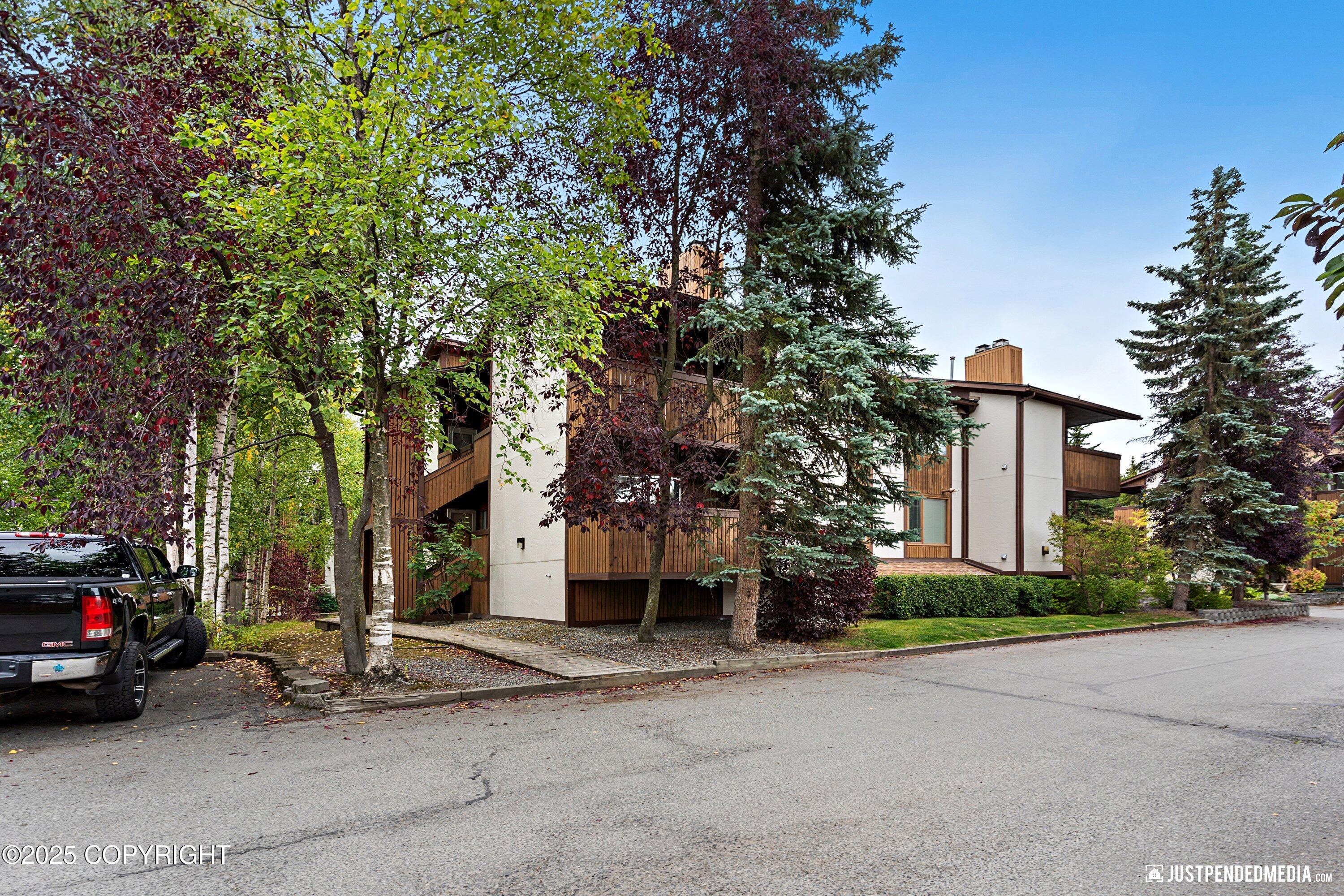 420 E 56th Avenue # 7H Unit: #7H