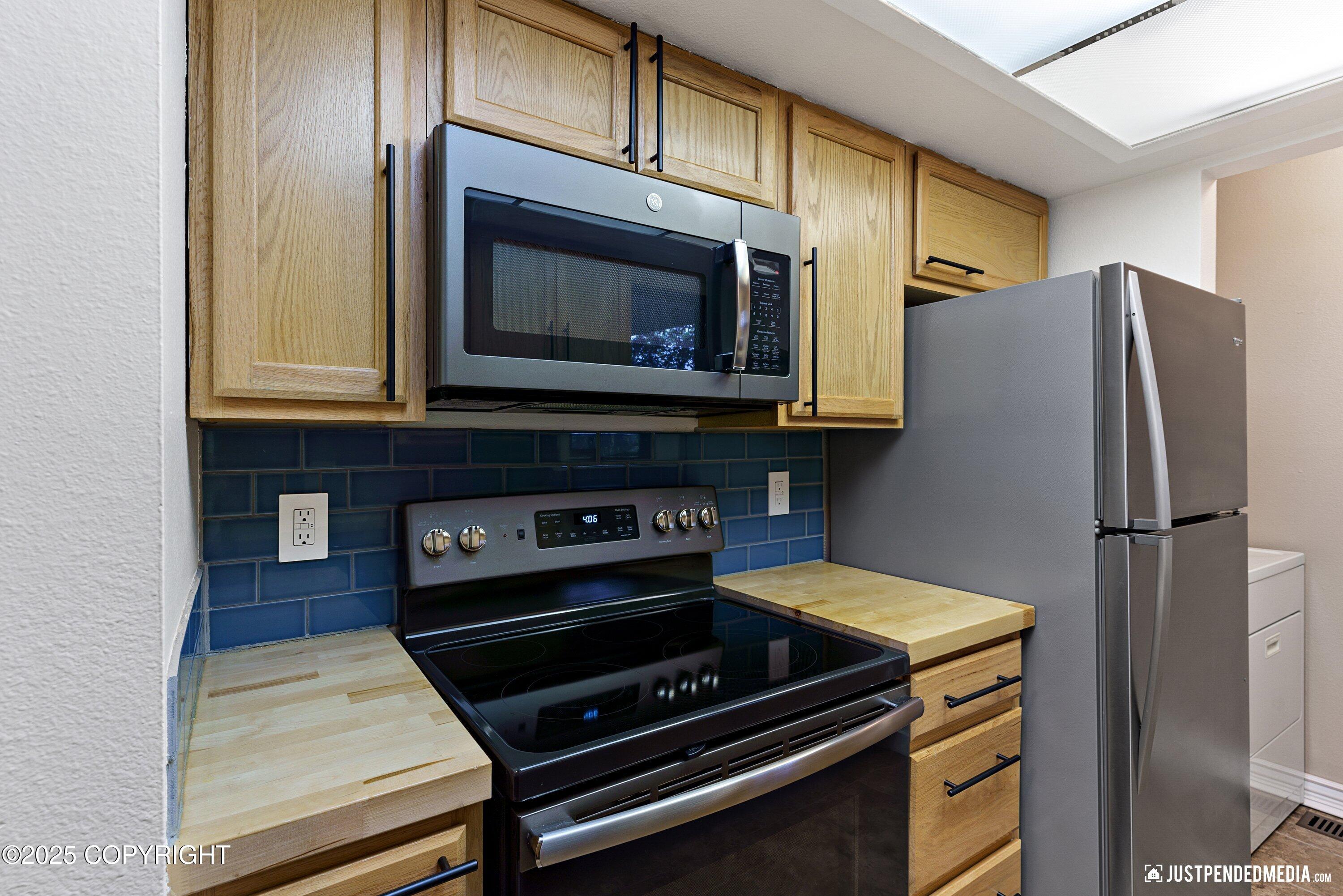 420 E 56th Avenue # 7H Unit: #7H