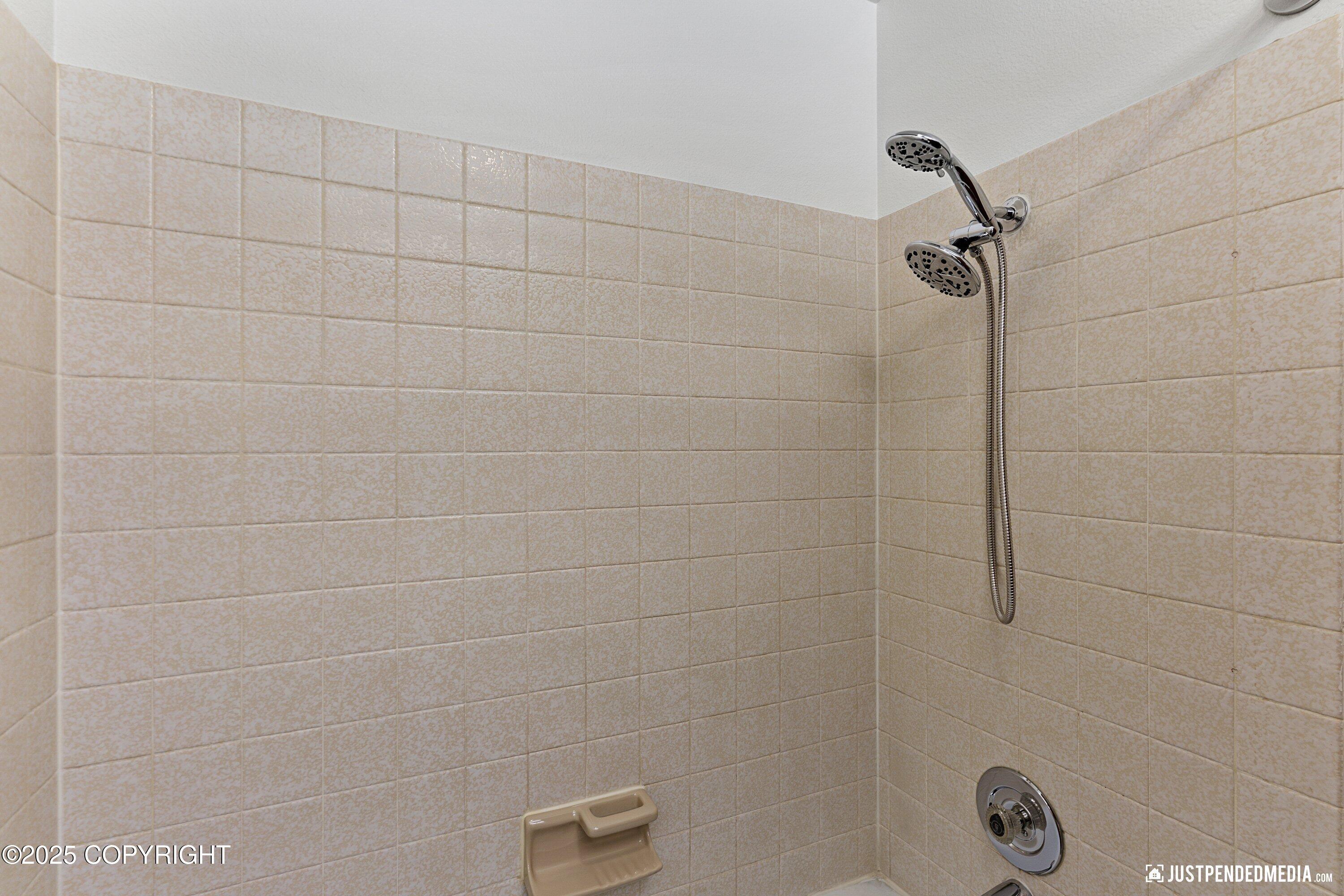 420 E 56th Avenue # 7H Unit: #7H