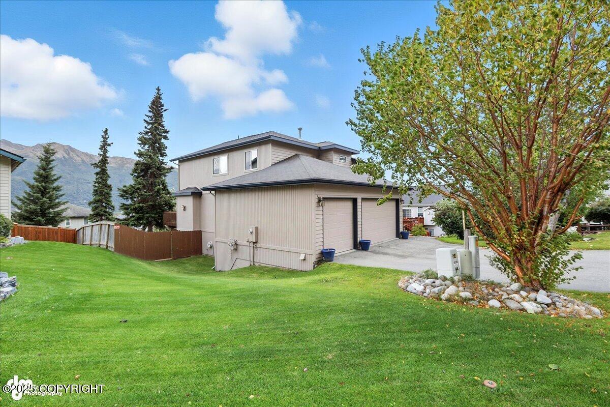 20420 Williamsburg Drive