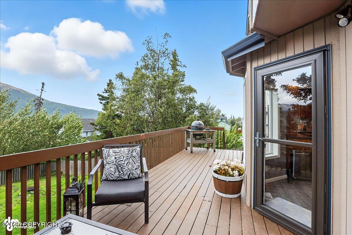 20420 Williamsburg Drive