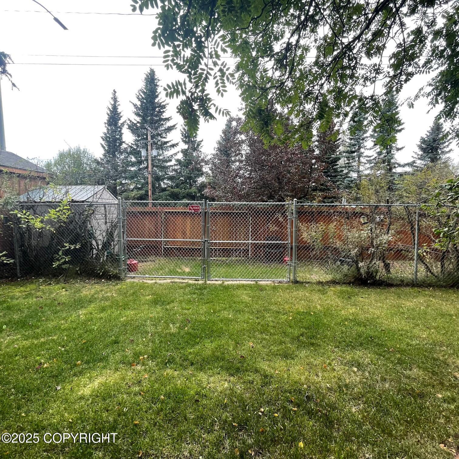 3900 Crosson Drive
