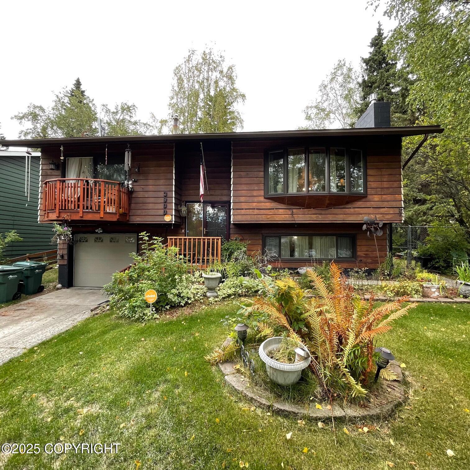 3900 Crosson Drive