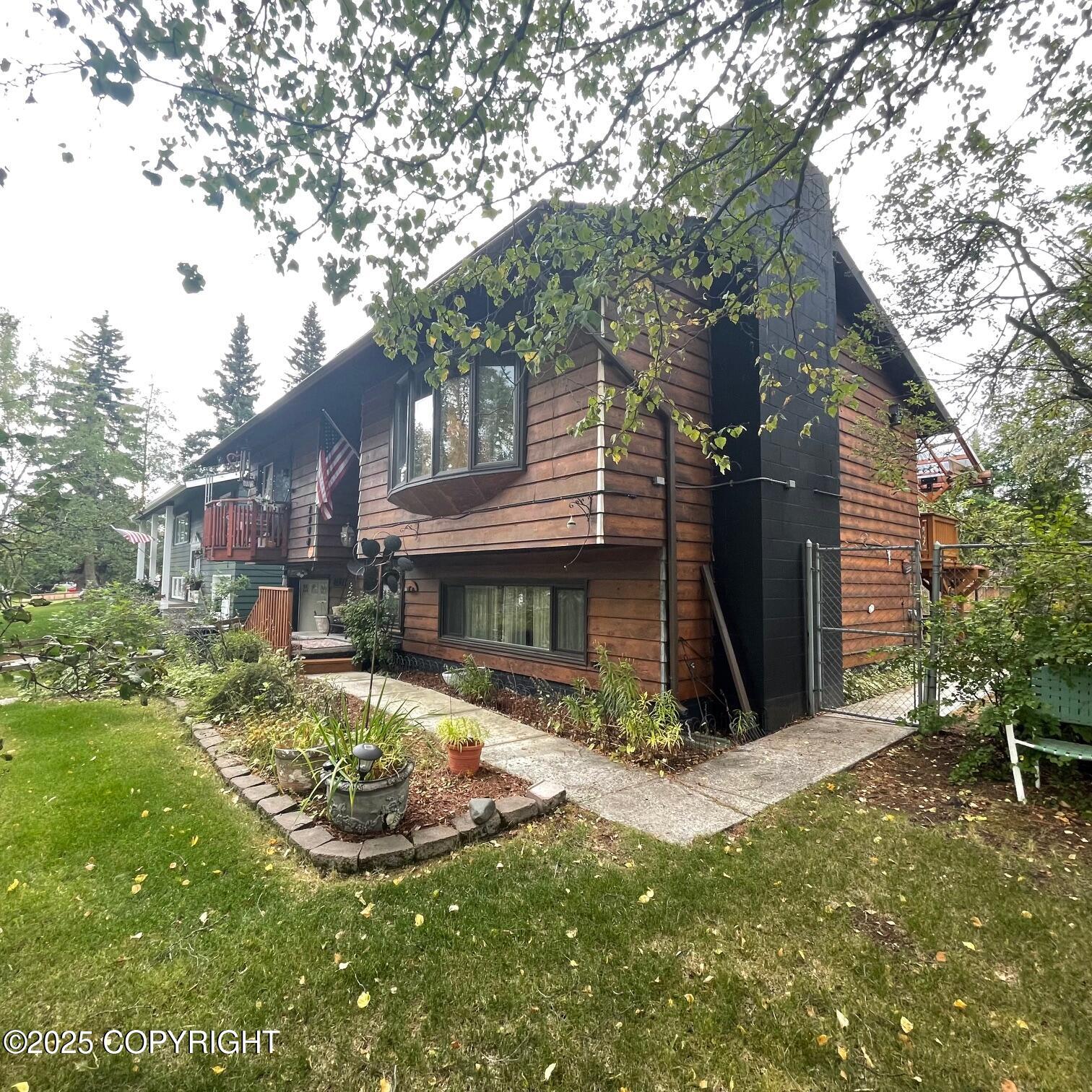 3900 Crosson Drive
