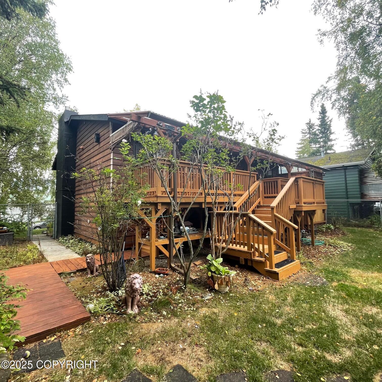 3900 Crosson Drive