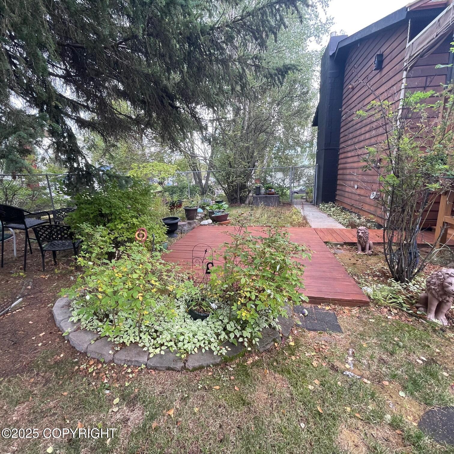 3900 Crosson Drive