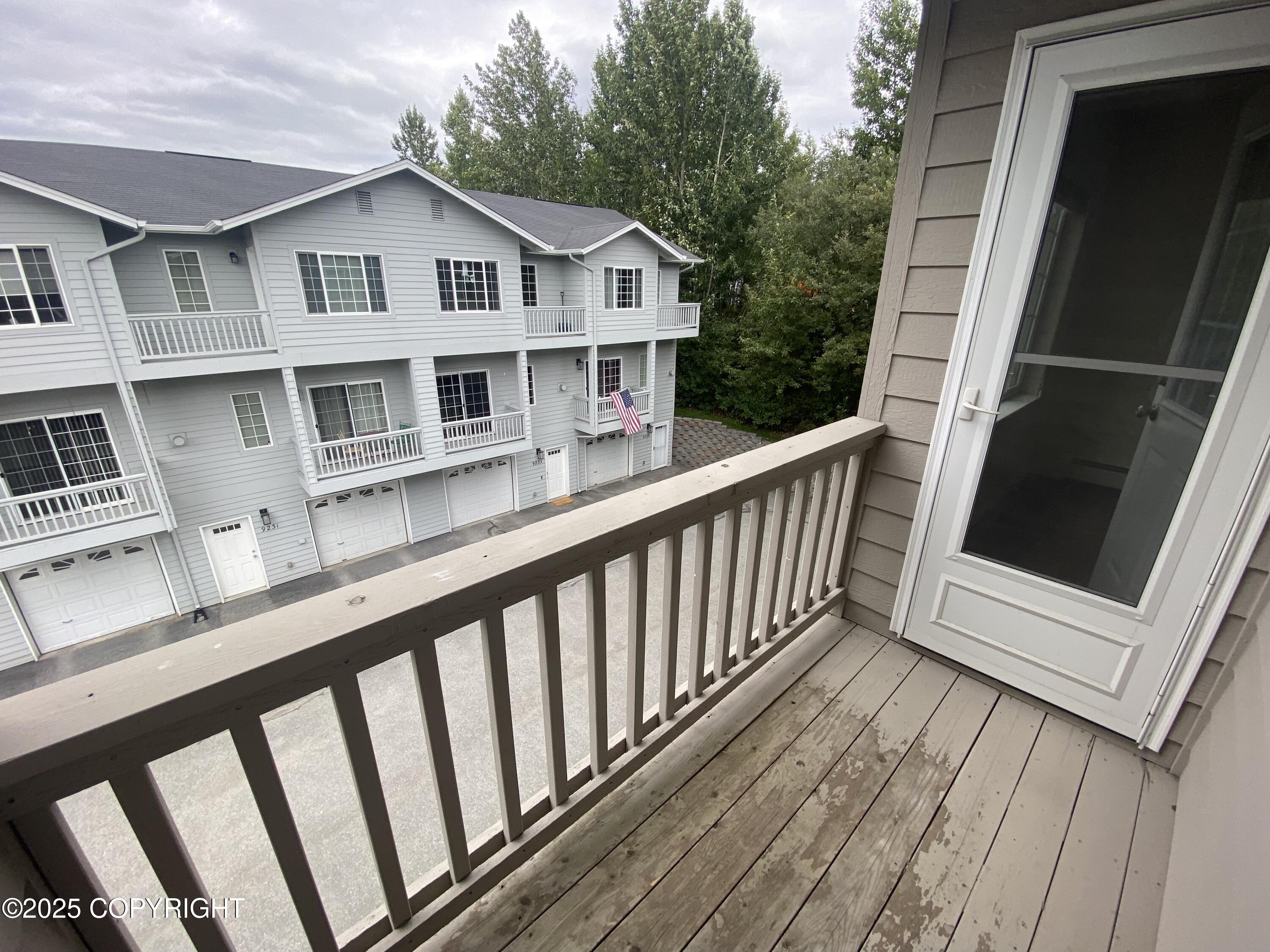 9247 Commons Place # 15 Unit: #15