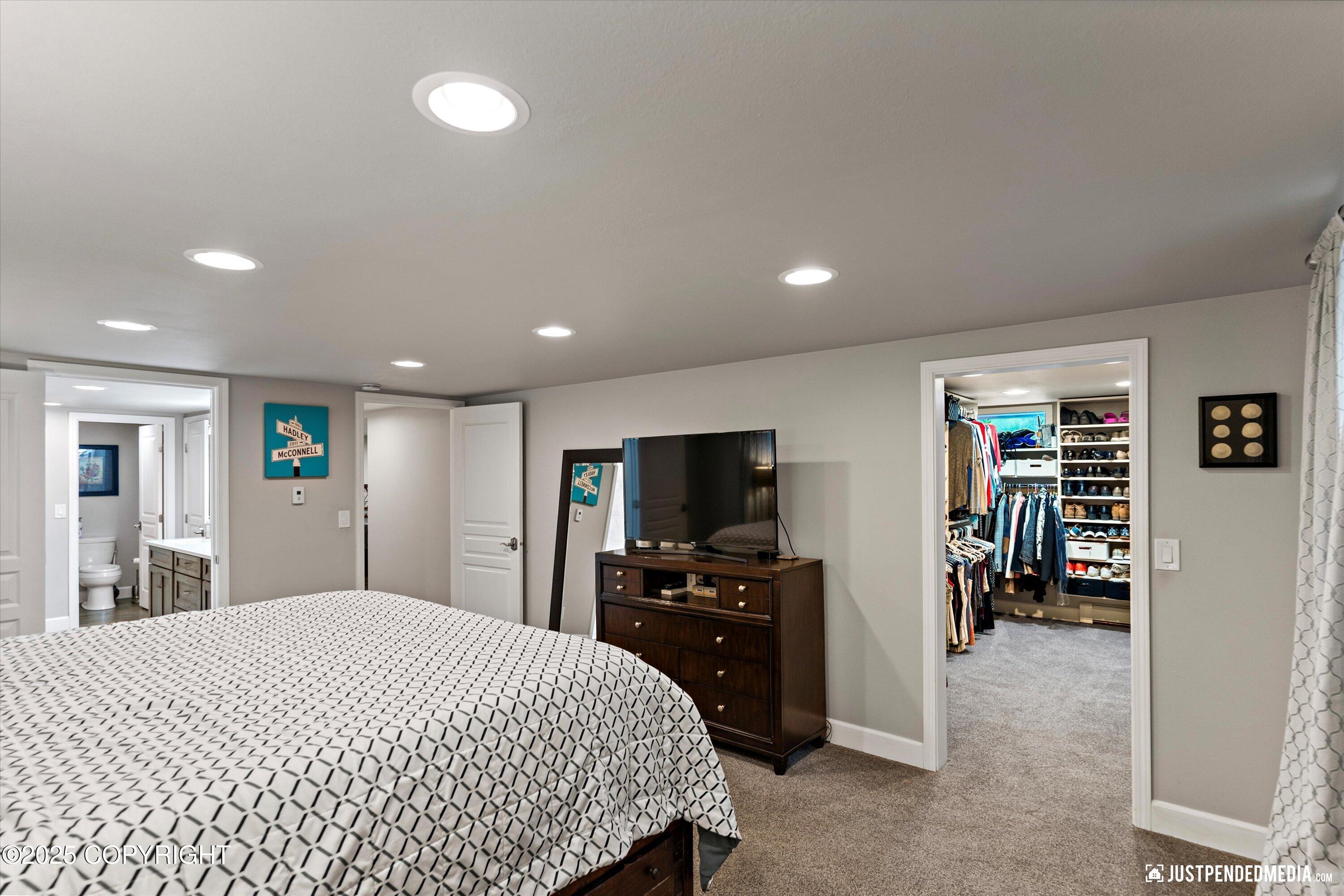 7243 Old Harbor Avenue