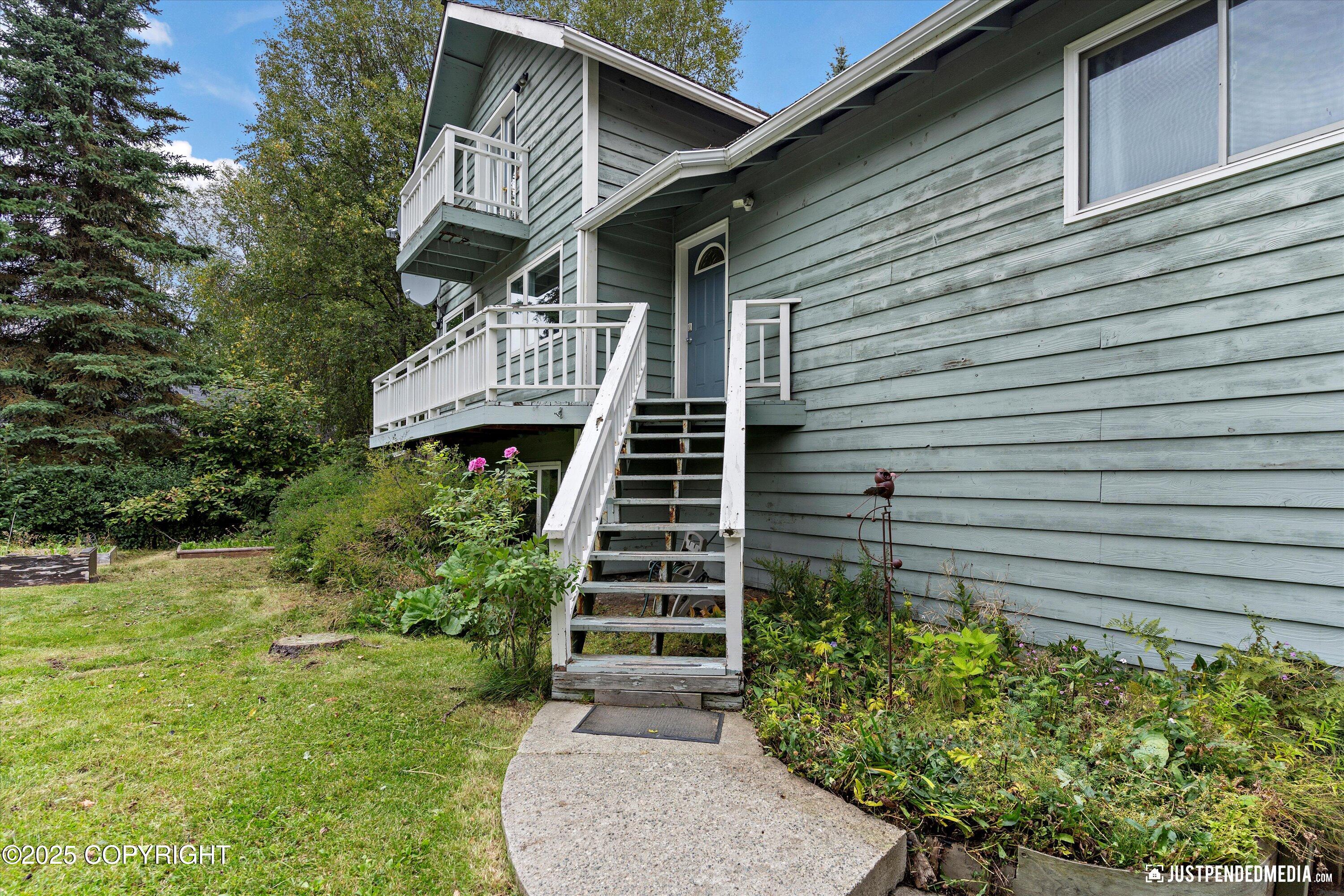 8000 Summerset Drive