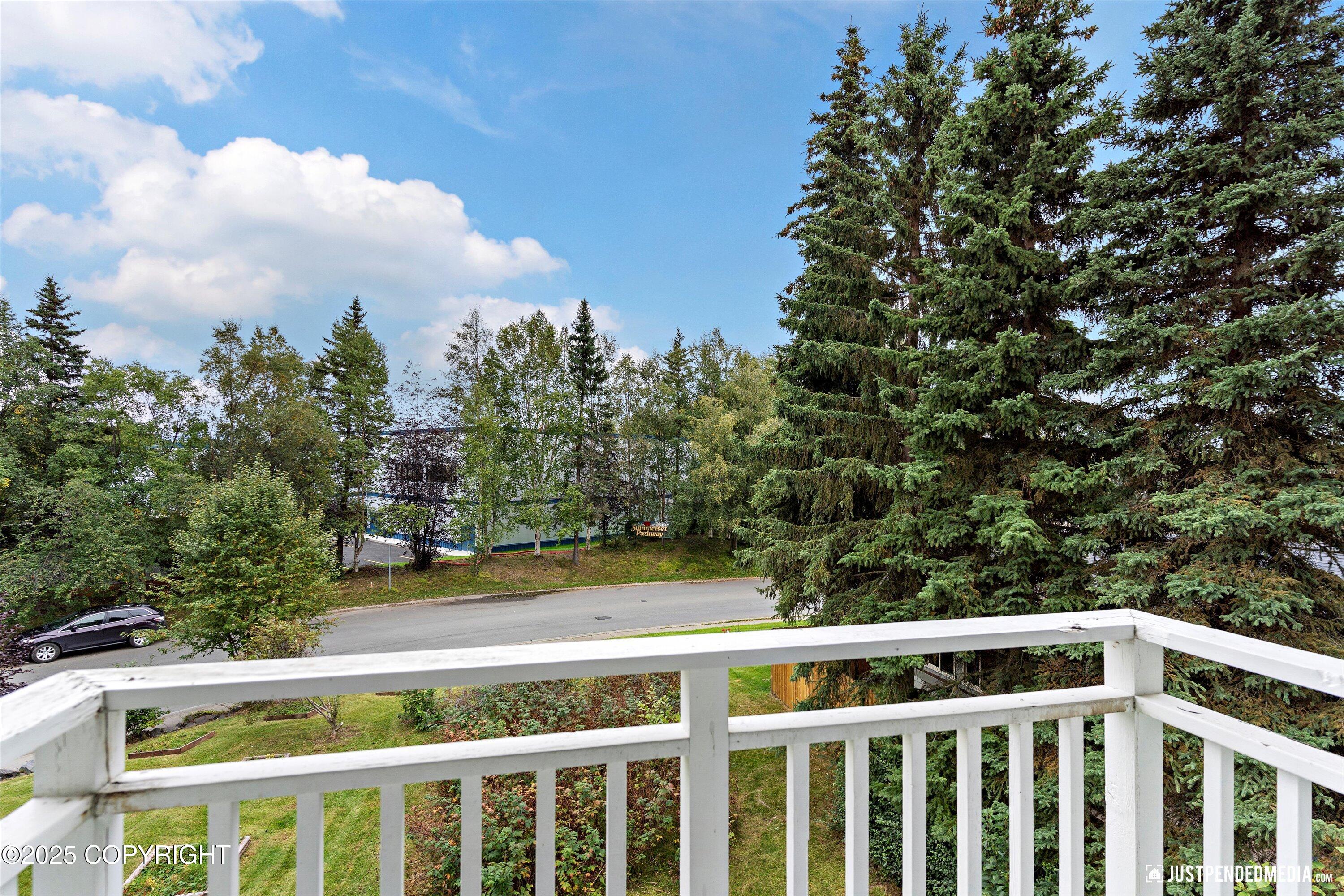 8000 Summerset Drive