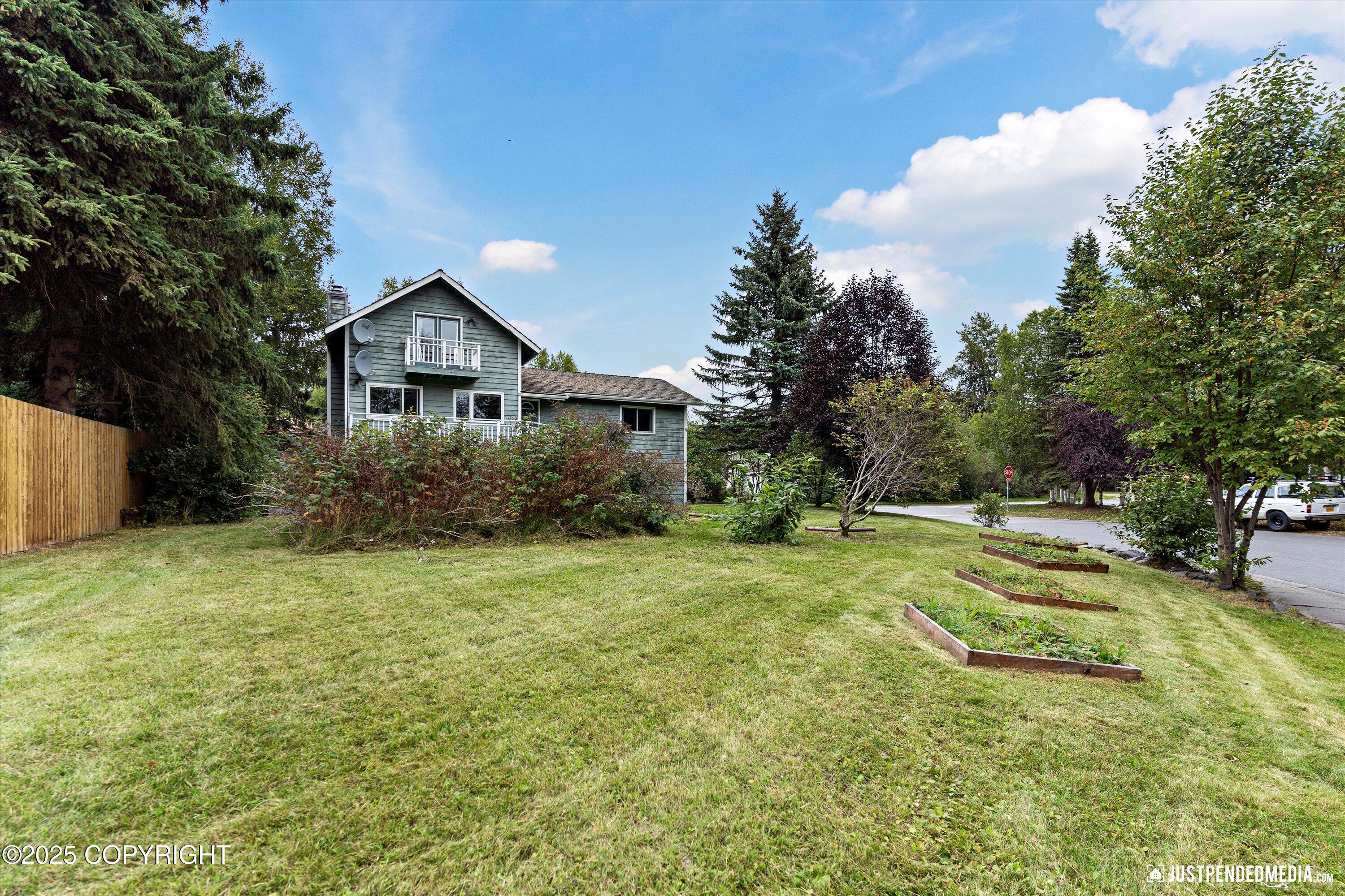 8000 Summerset Drive