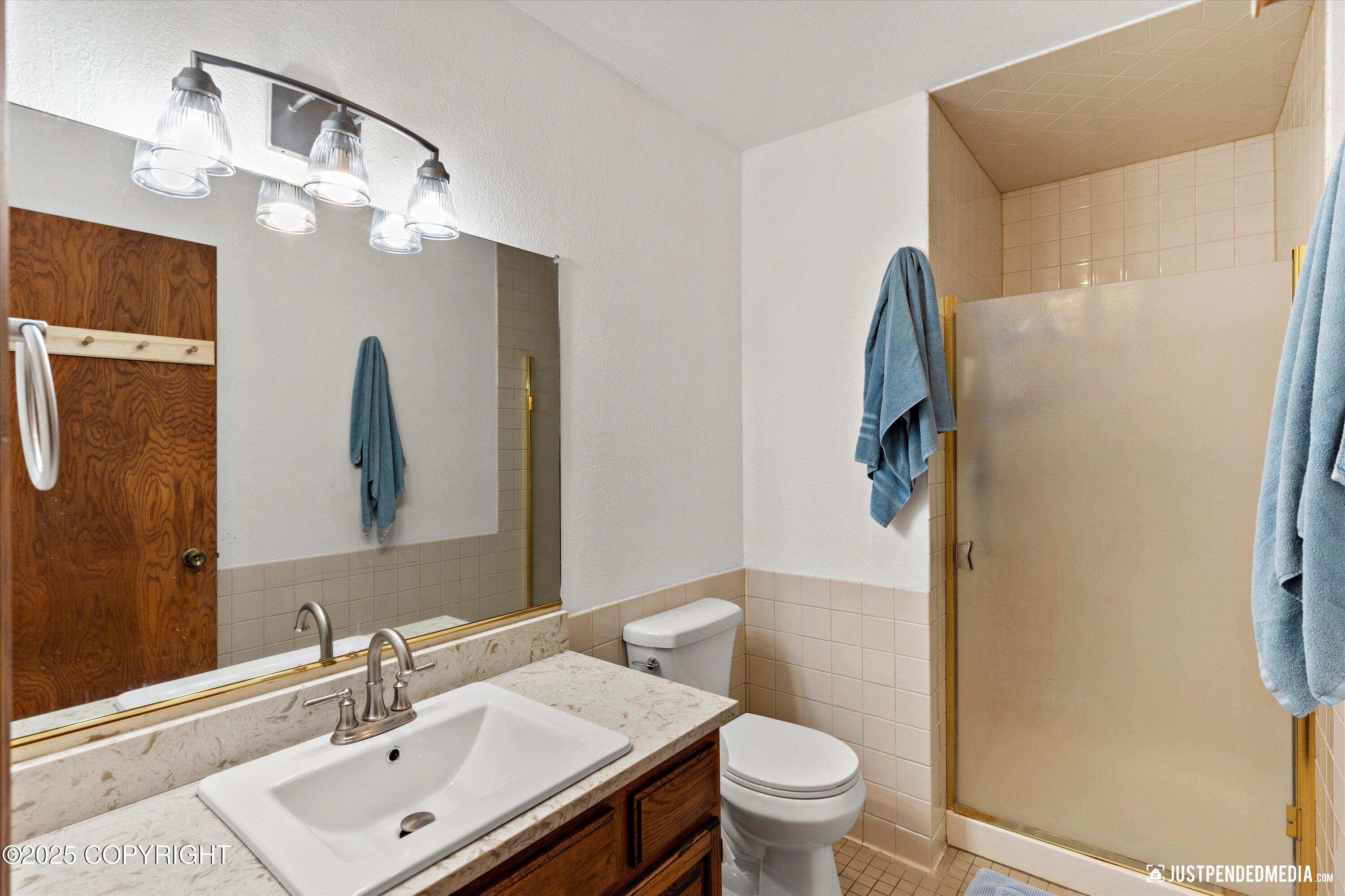 8000 Summerset Drive