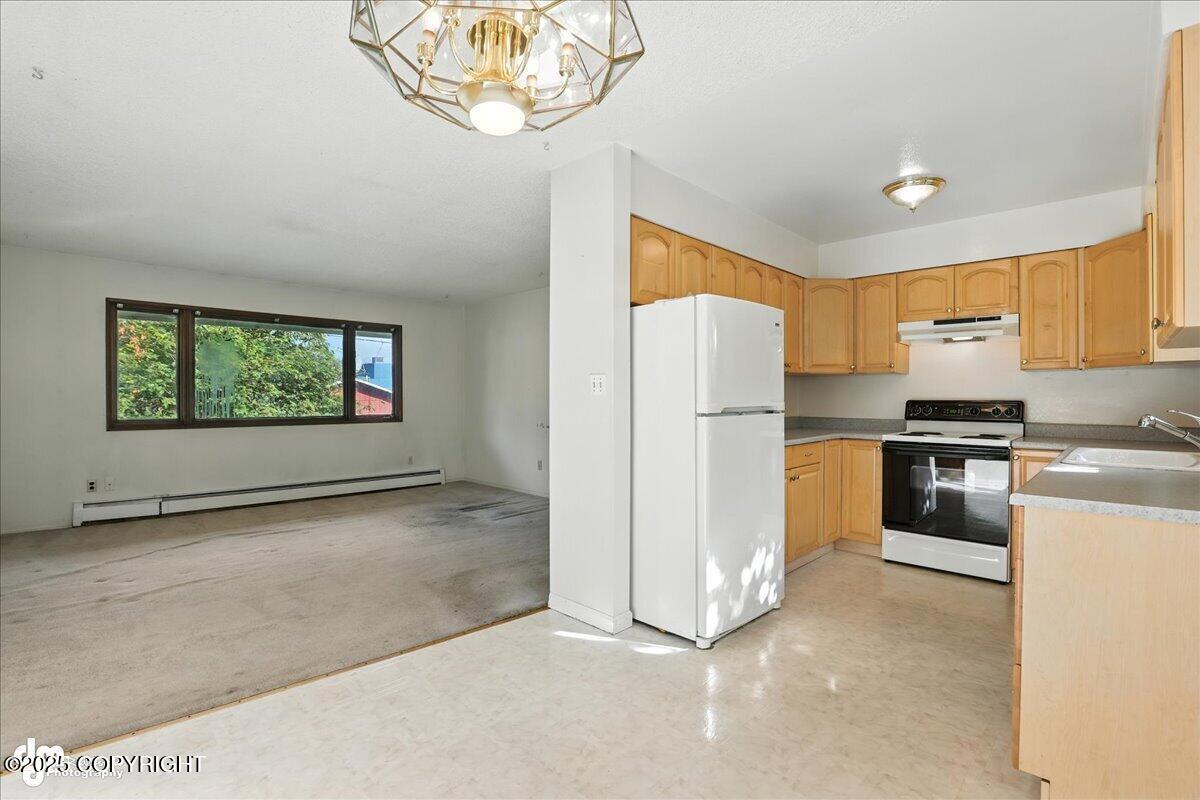 5559 Penn Circle