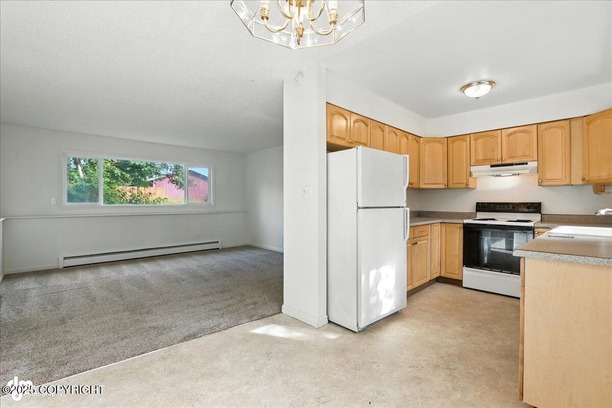5559 Penn Circle