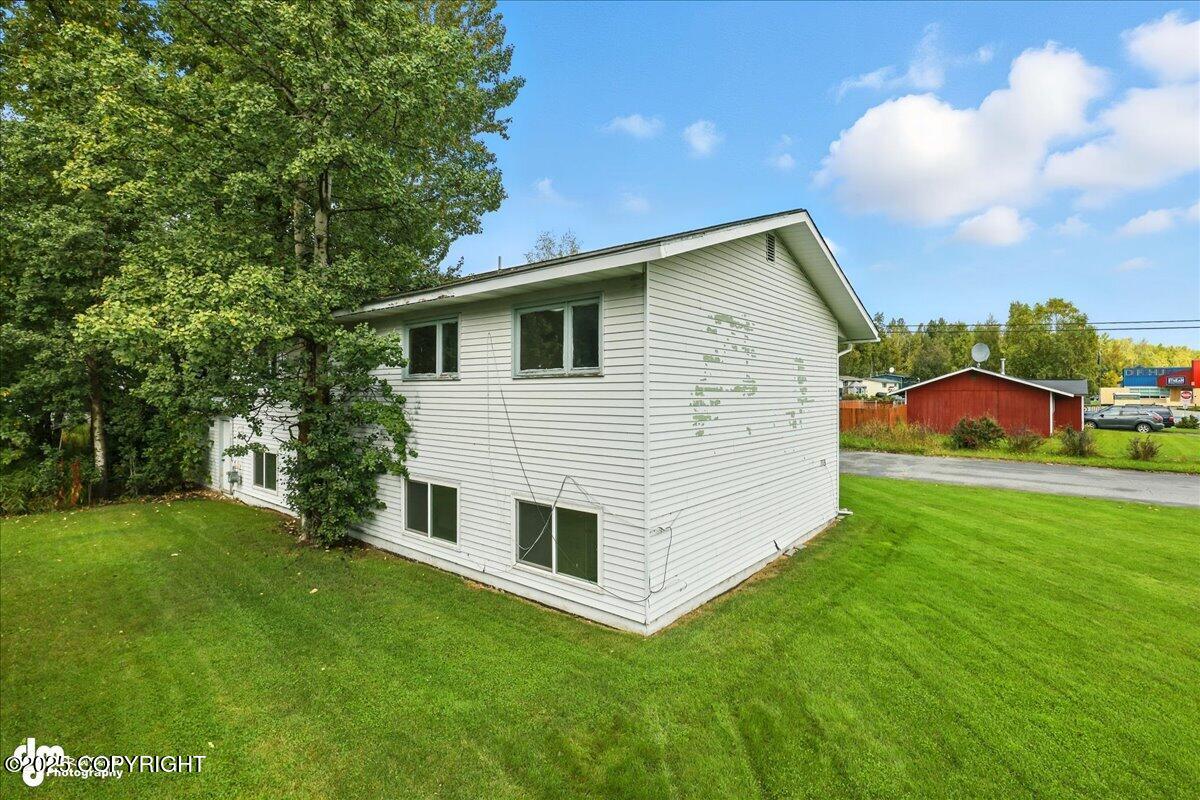 5559 Penn Circle