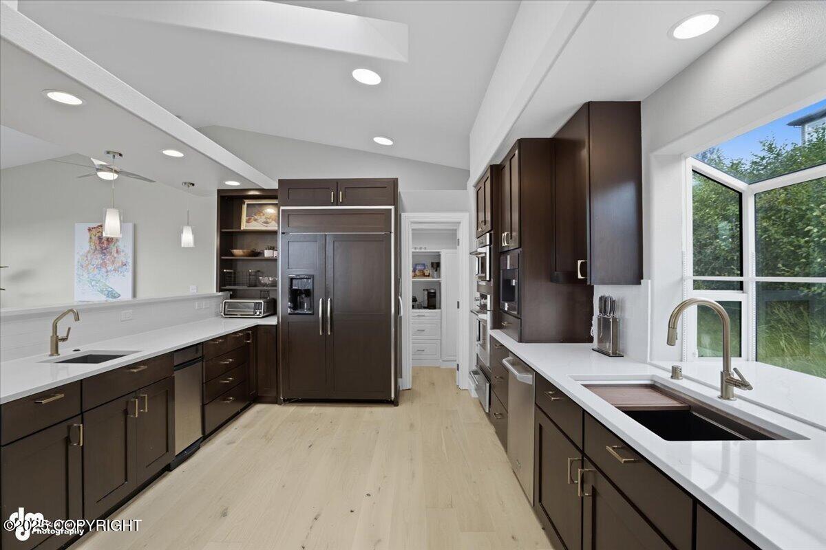 16847 Woods Pointe Circle