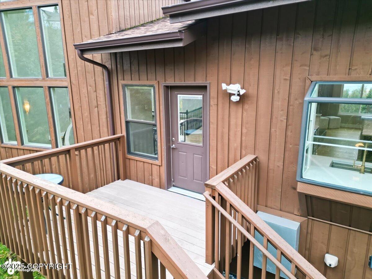 16847 Woods Pointe Circle