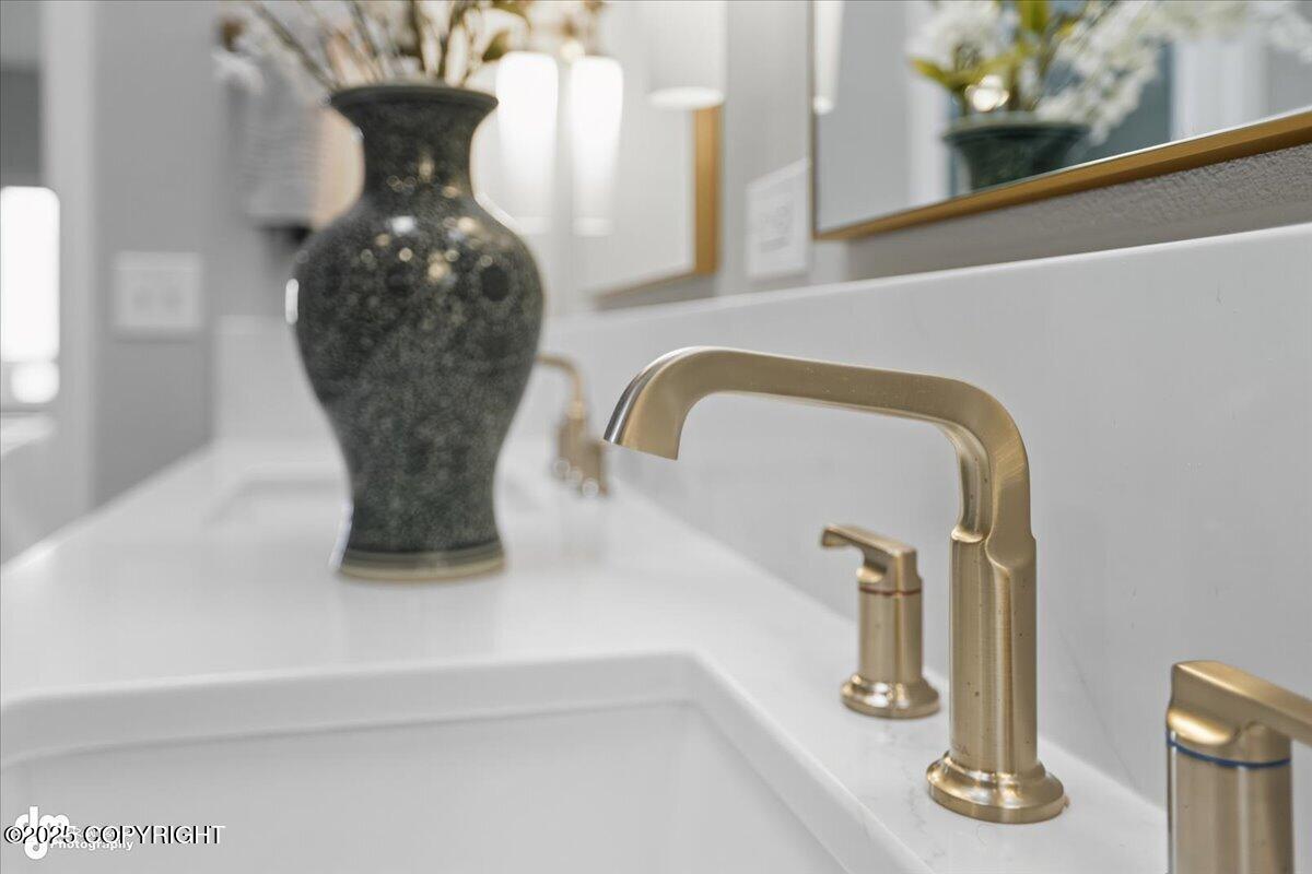 16847 Woods Pointe Circle