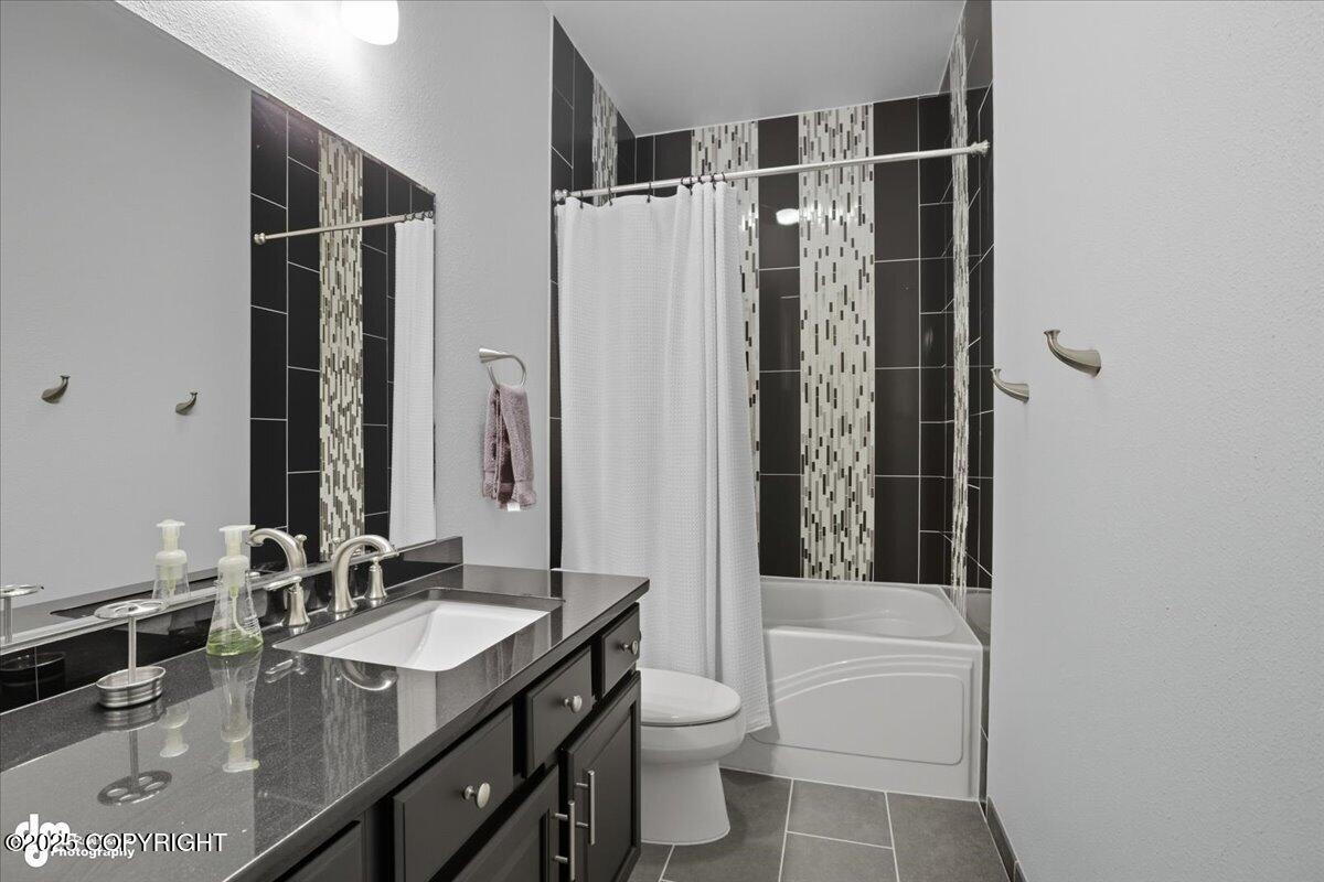 16847 Woods Pointe Circle