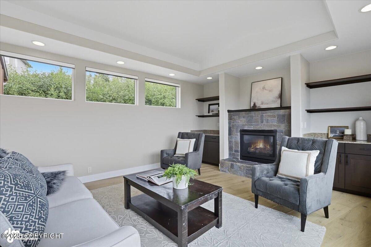 16847 Woods Pointe Circle